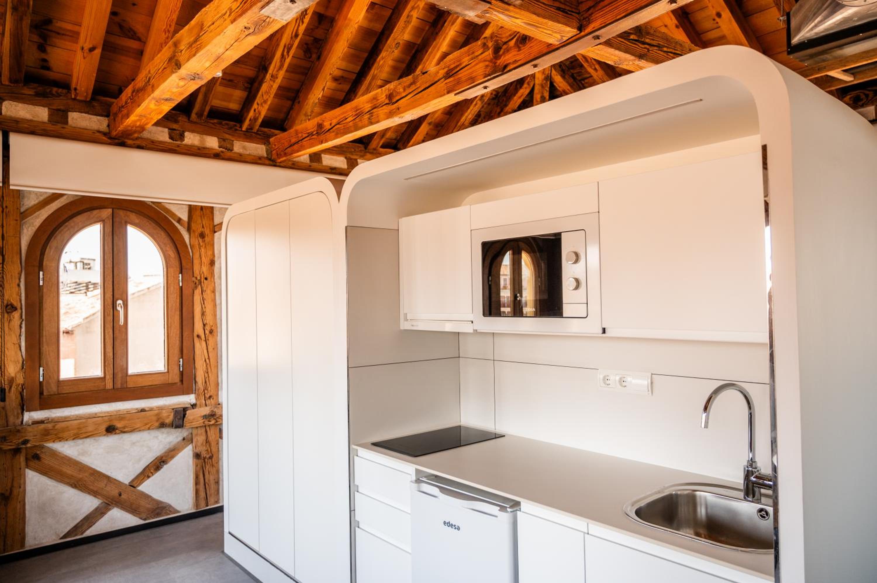 Apartamentos Santa Fe - Calle Armas by Toledo AP