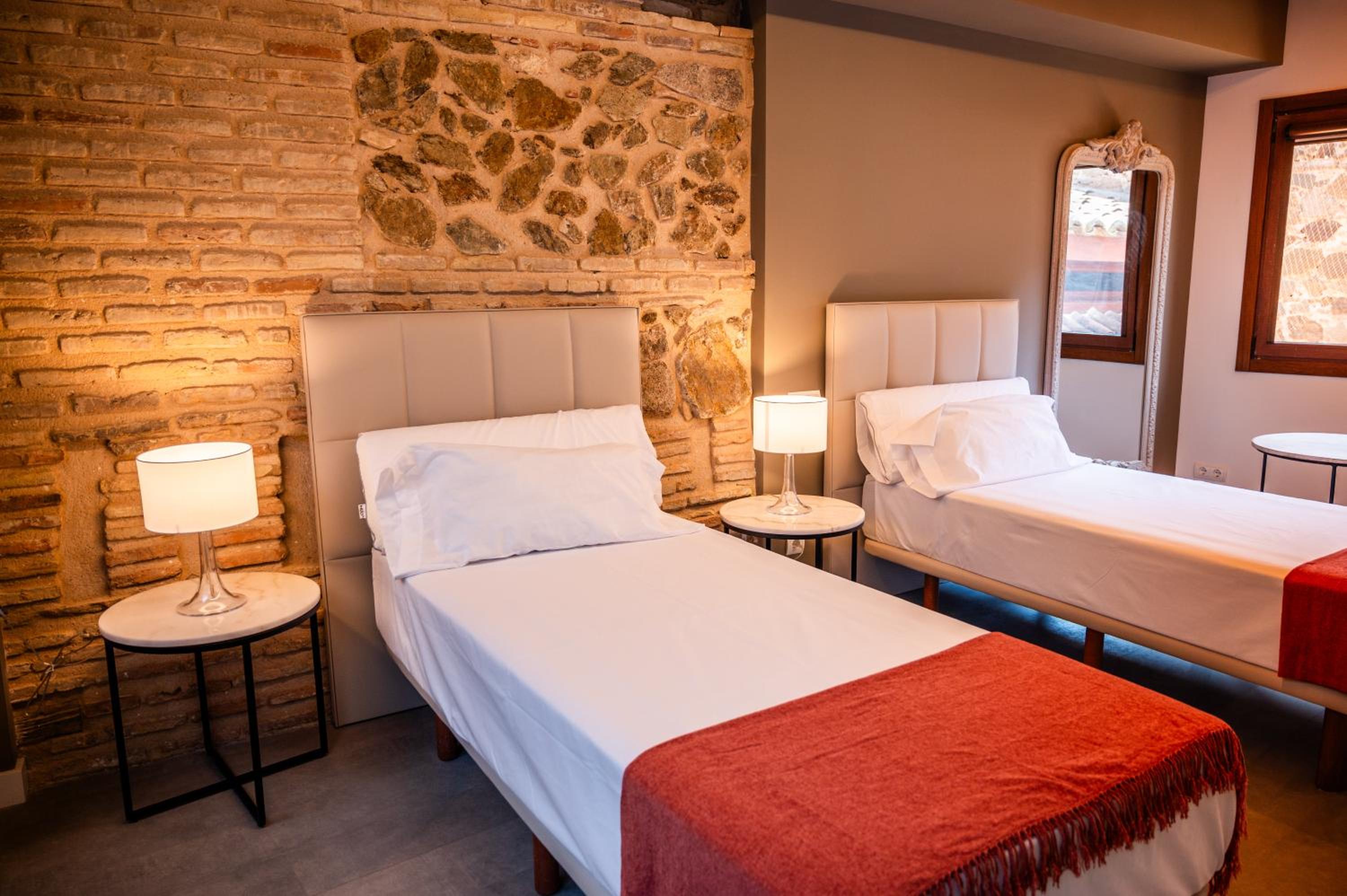 Apartamentos Santa Fe - Calle Armas by Toledo AP