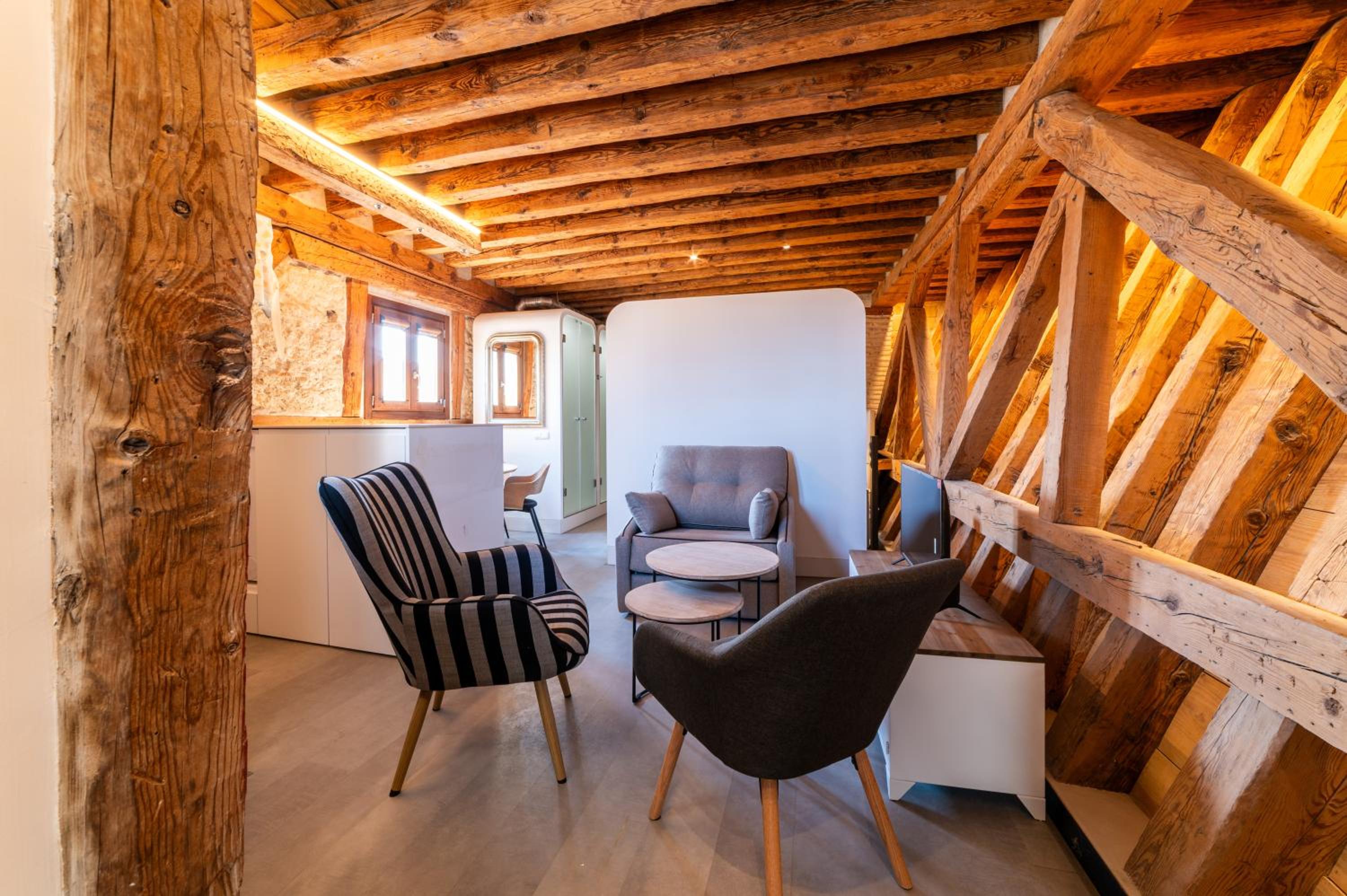 Apartamentos Santa Fe - Calle Armas by Toledo AP