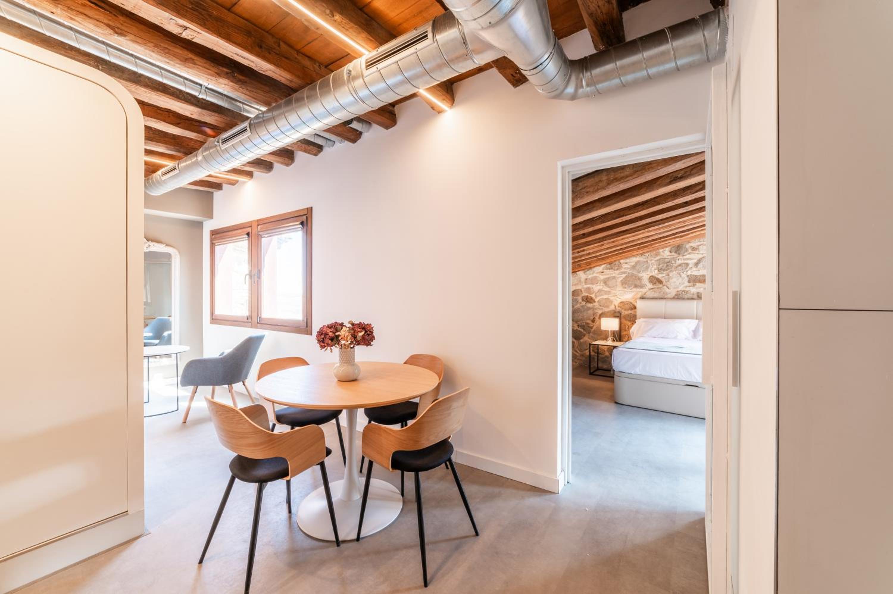 Apartamentos Santa Fe - Calle Armas by Toledo AP
