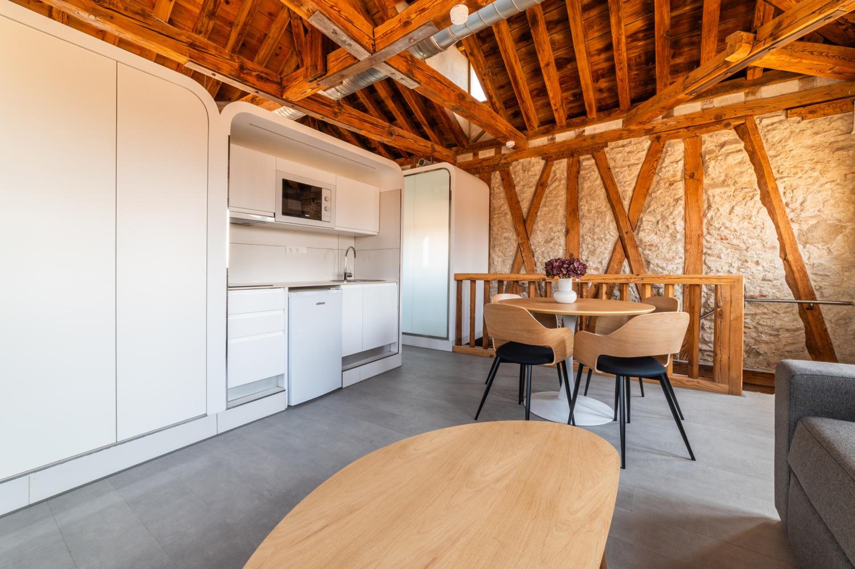 Apartamentos Santa Fe - Calle Armas by Toledo AP