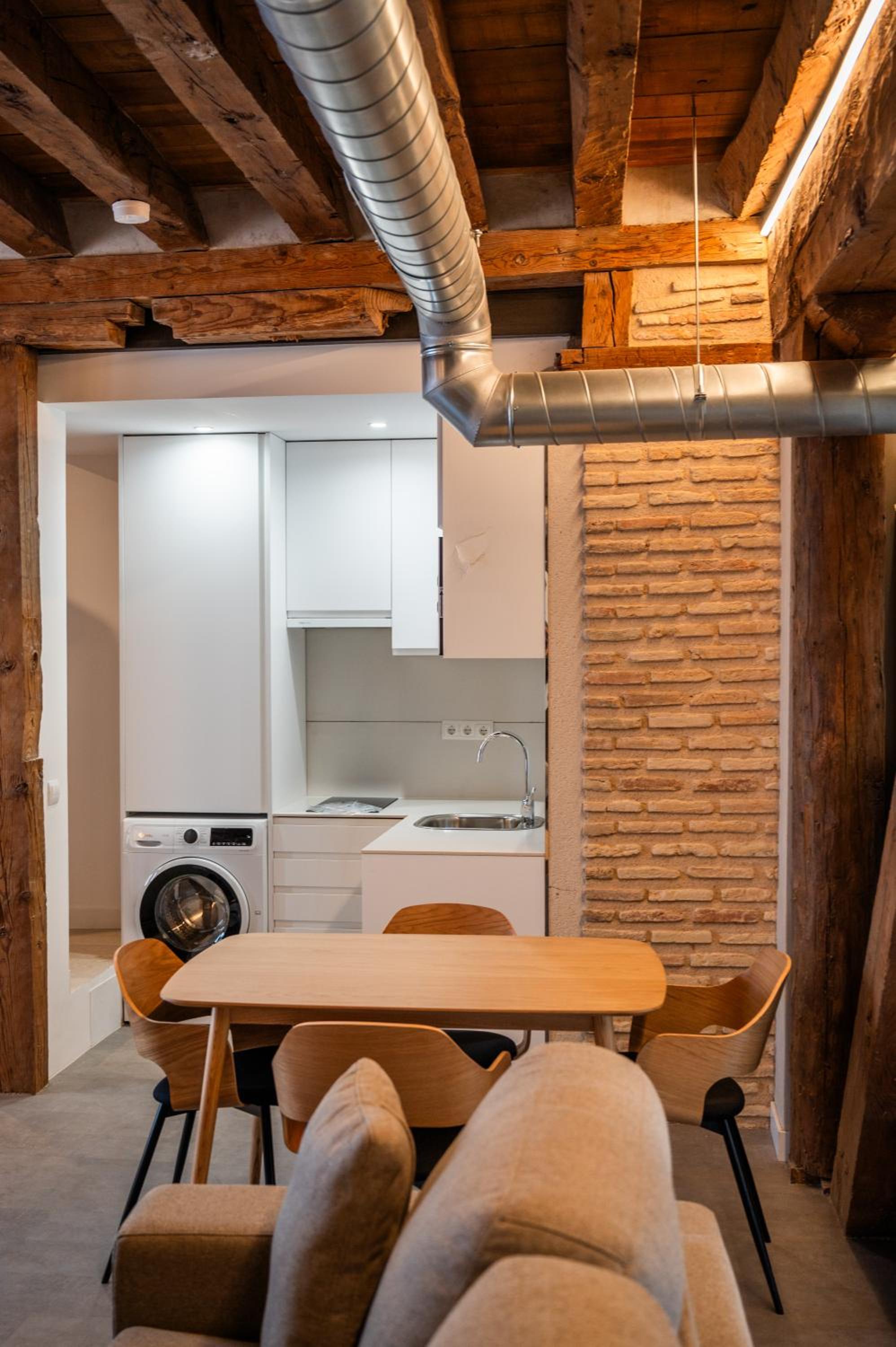 Apartamentos Santa Fe - Calle Armas by Toledo AP