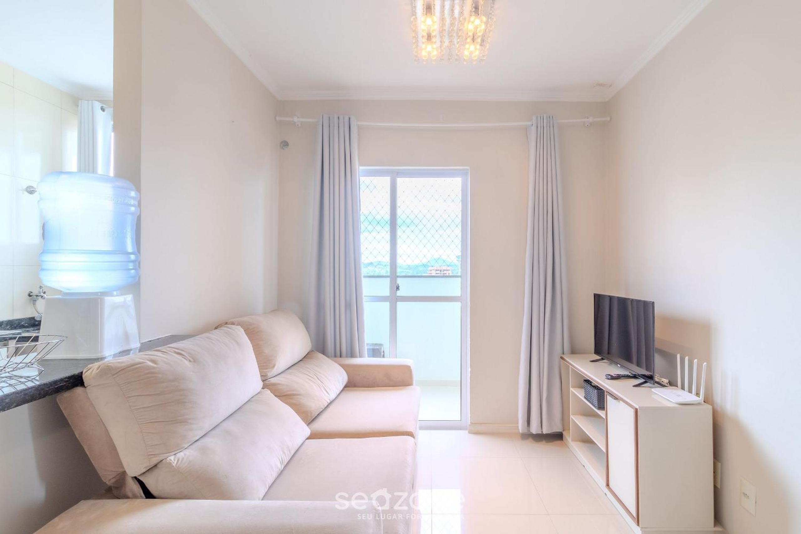 Building with a pool 400m from Beach - LEA