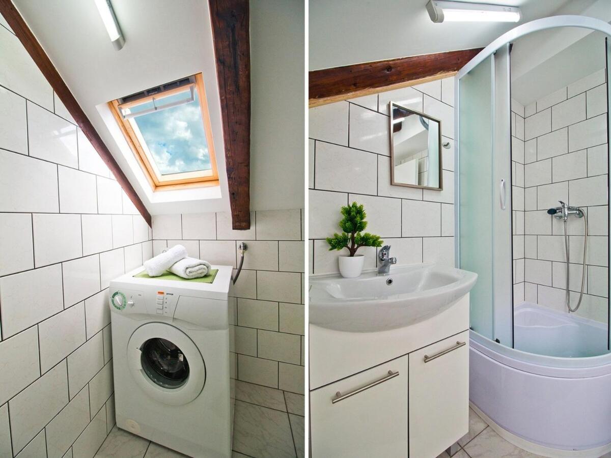 Romantic Green Loft