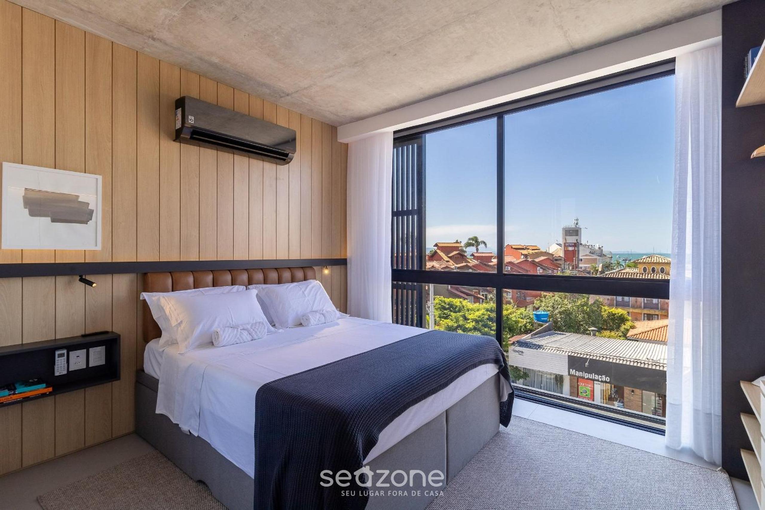 Studios in Building with Swimming Pool in Jurerê - SOT