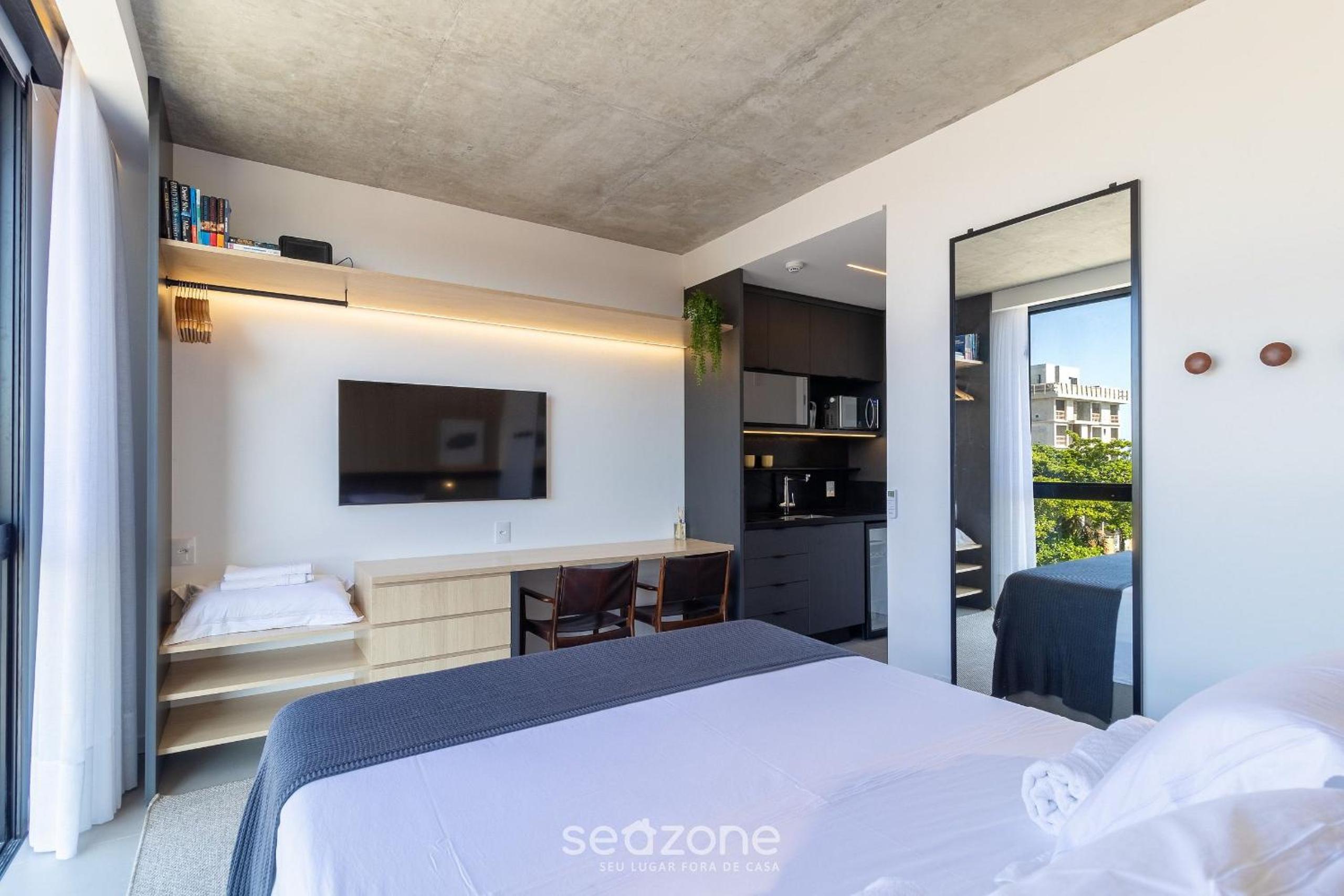 Studios in Building with Swimming Pool in Jurerê - SOT