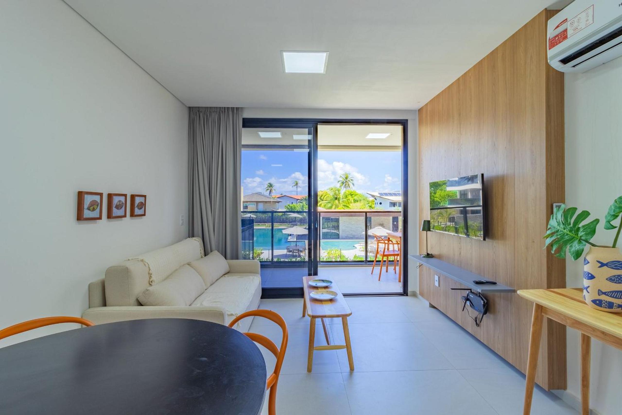 Cais Eco #109 - Apt with balcony by Carpediem