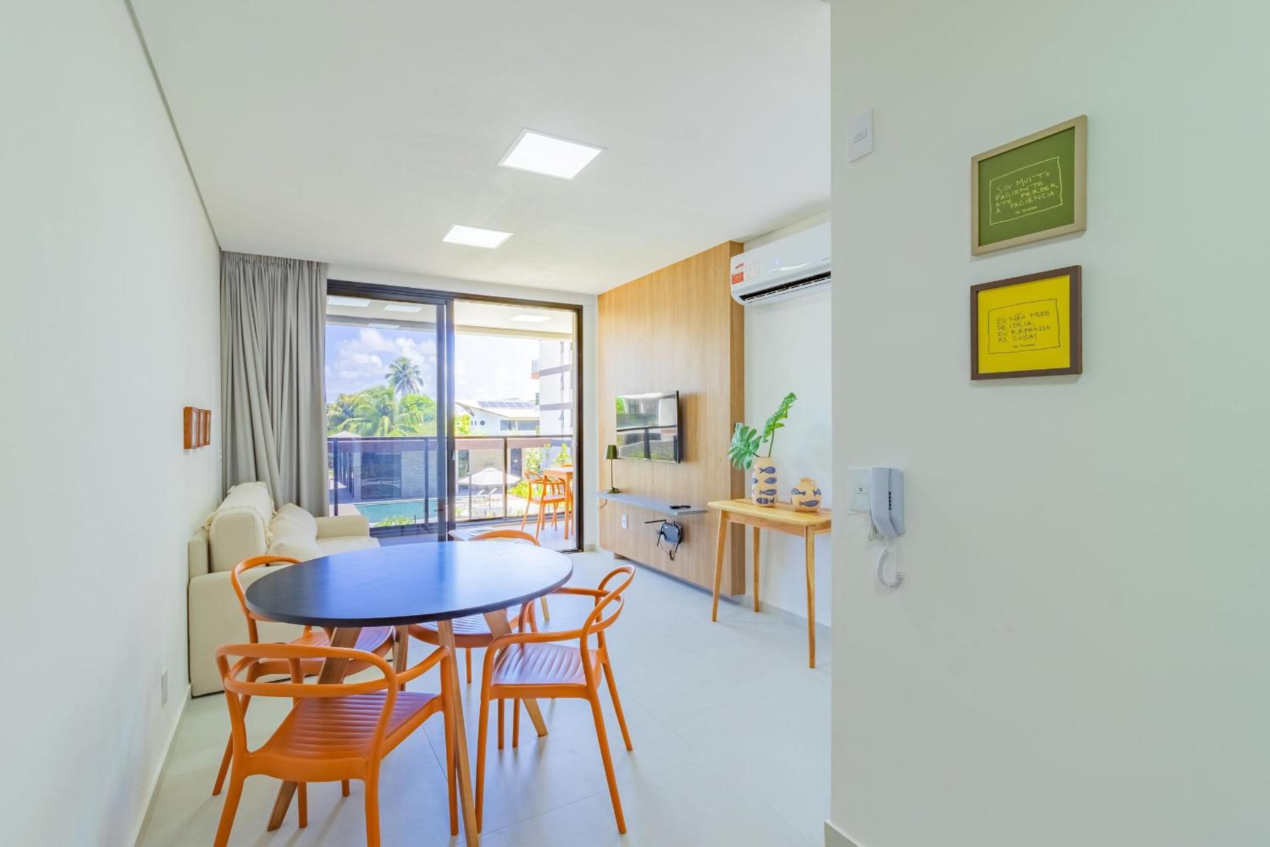 Cais Eco #109 - Apt with balcony by Carpediem
