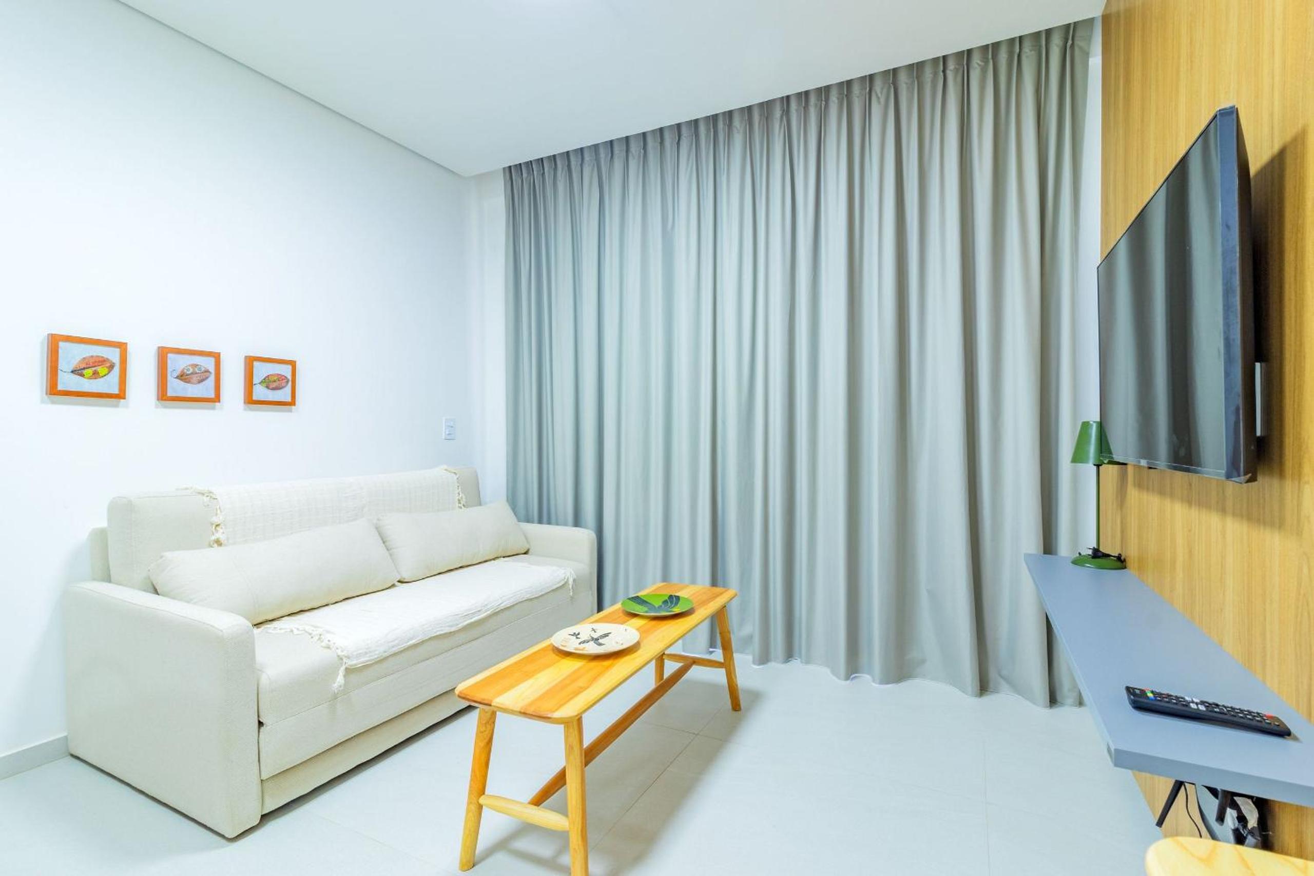 Cais Eco #109 - Apt with balcony by Carpediem