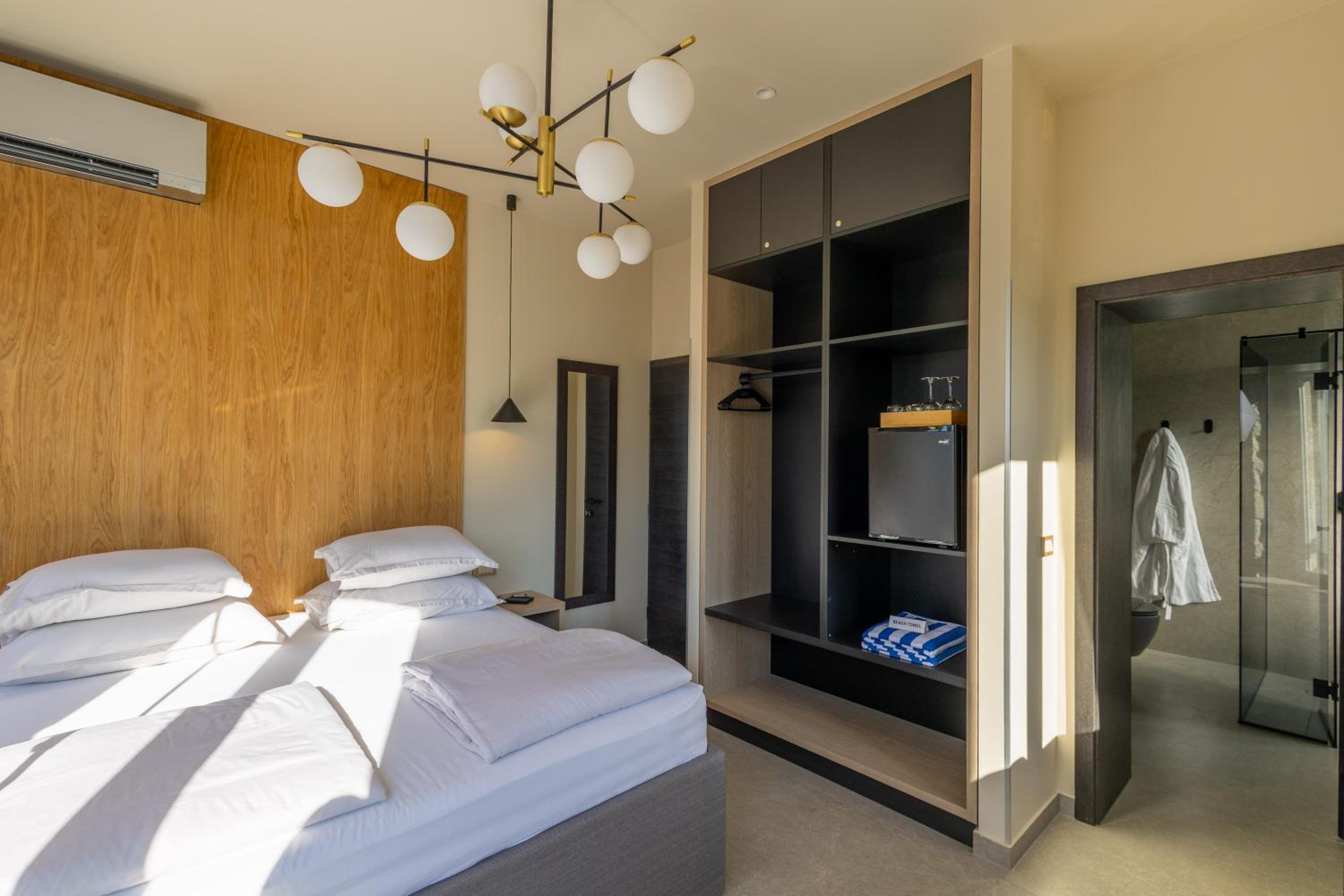 East Coast Deluxe Rooms