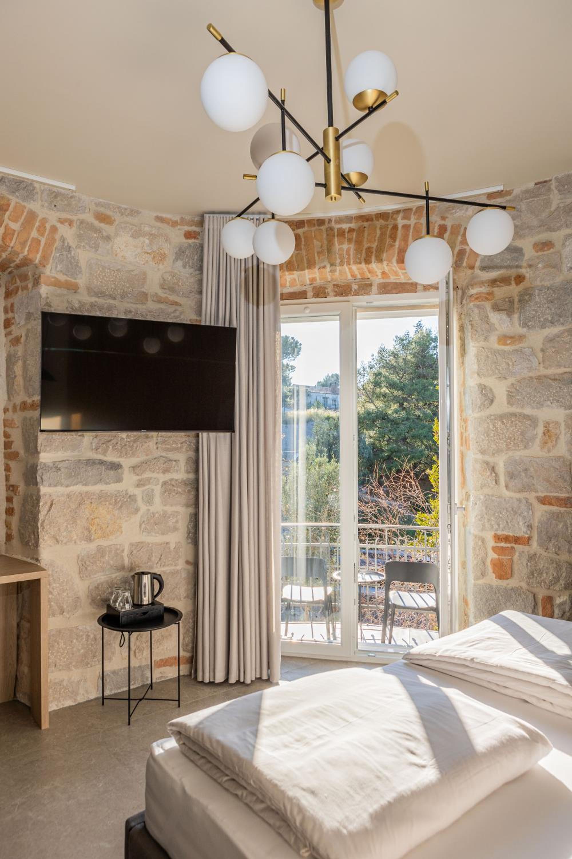 East Coast Deluxe Rooms