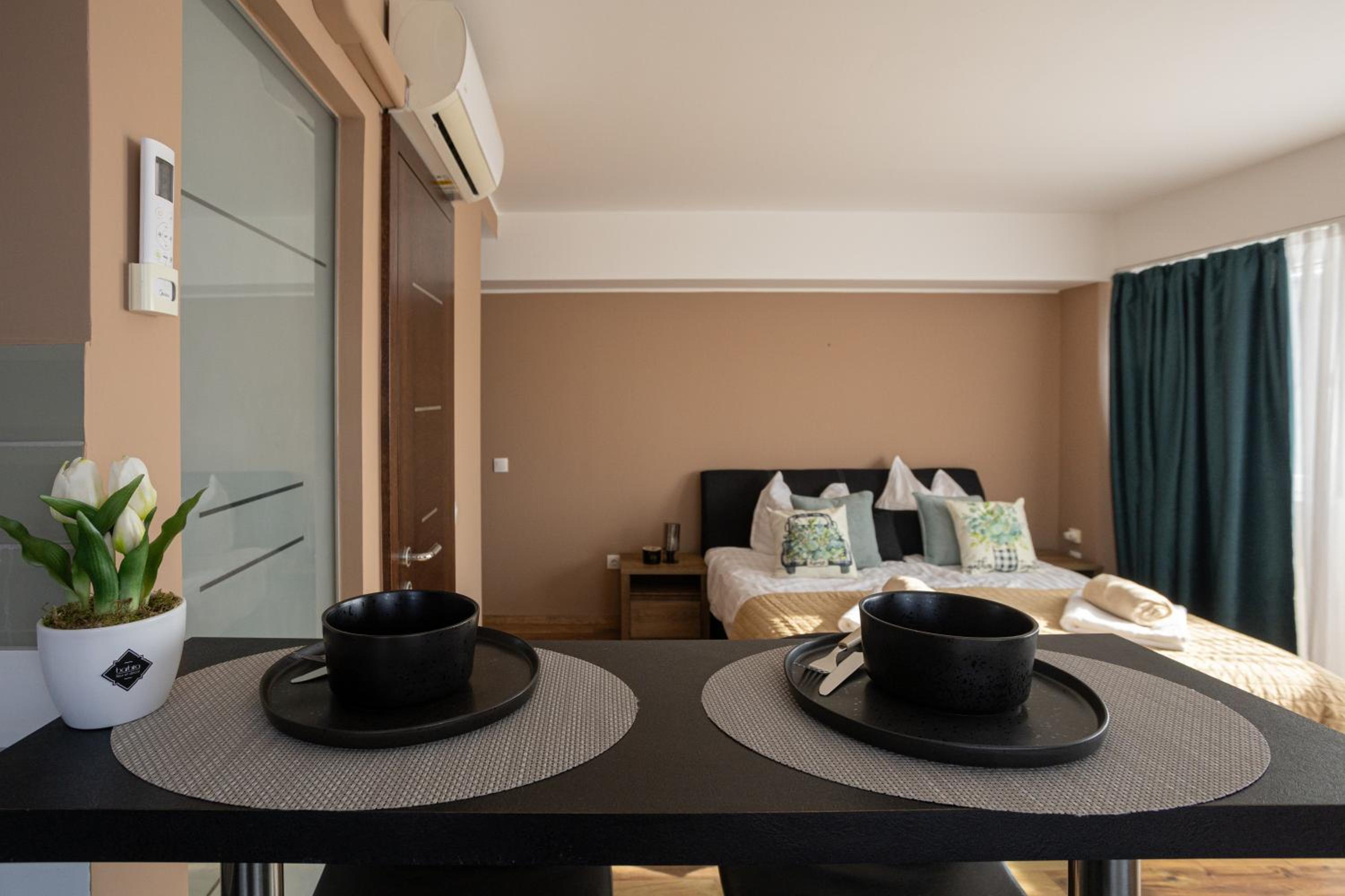 HelloWine Apartman II