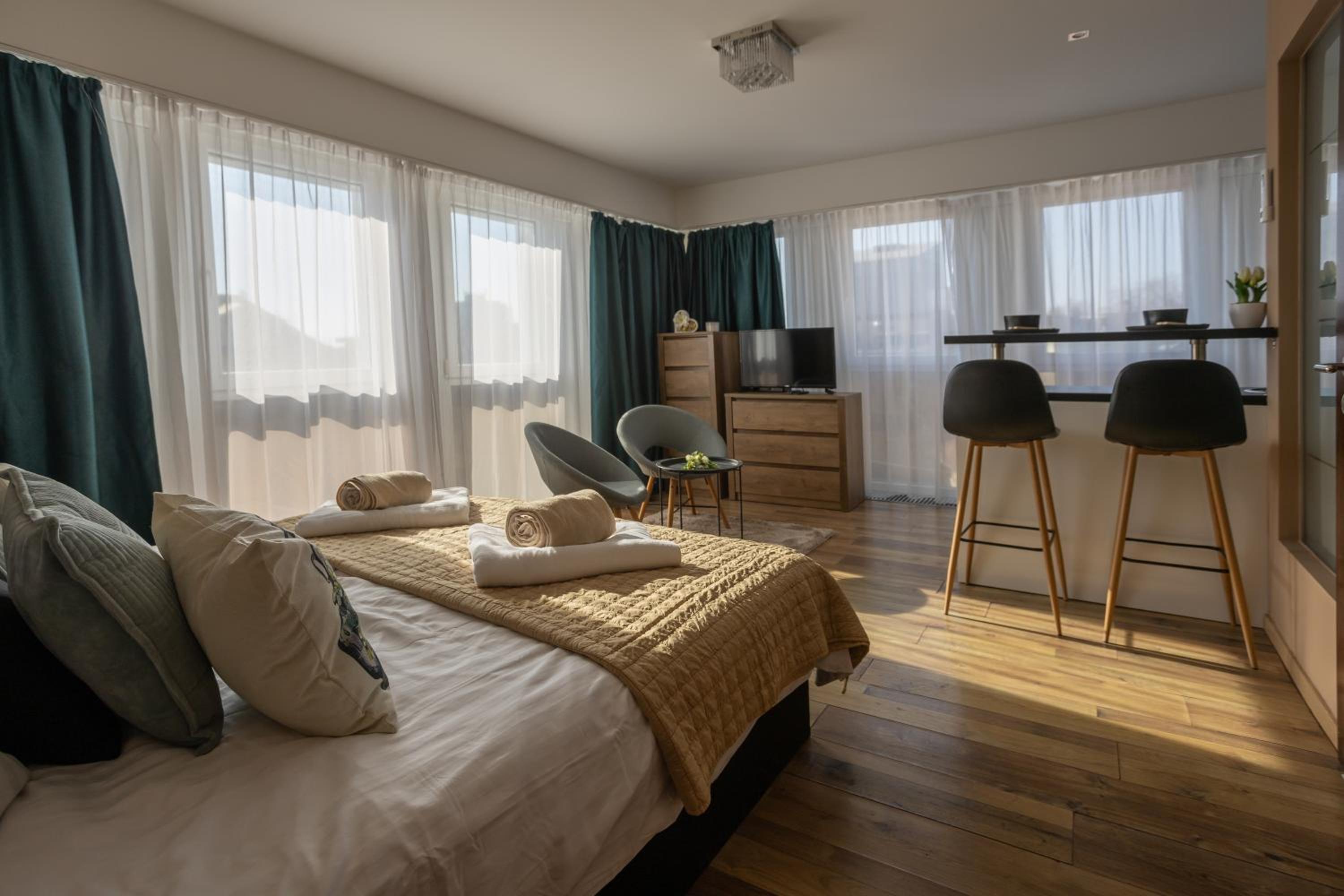 HelloWine Apartman II
