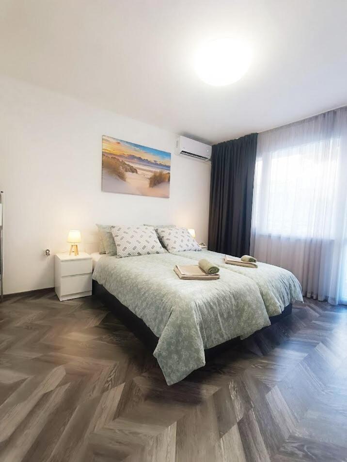 Varna Central Apartment 2