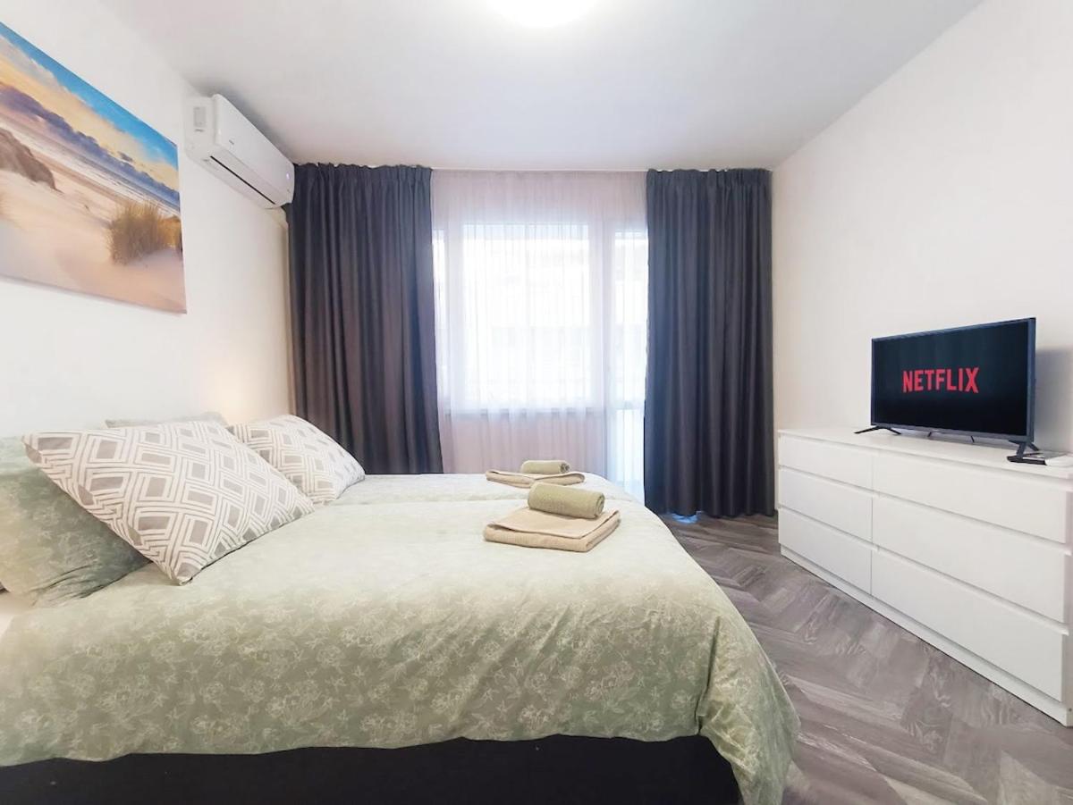 Varna Central Apartment 2