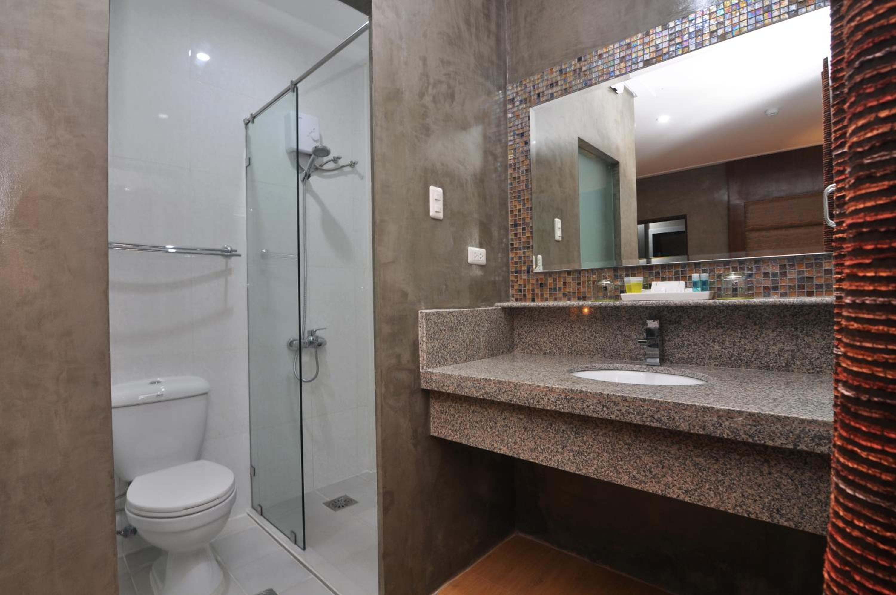 717 Cesar Place Hotel — 9