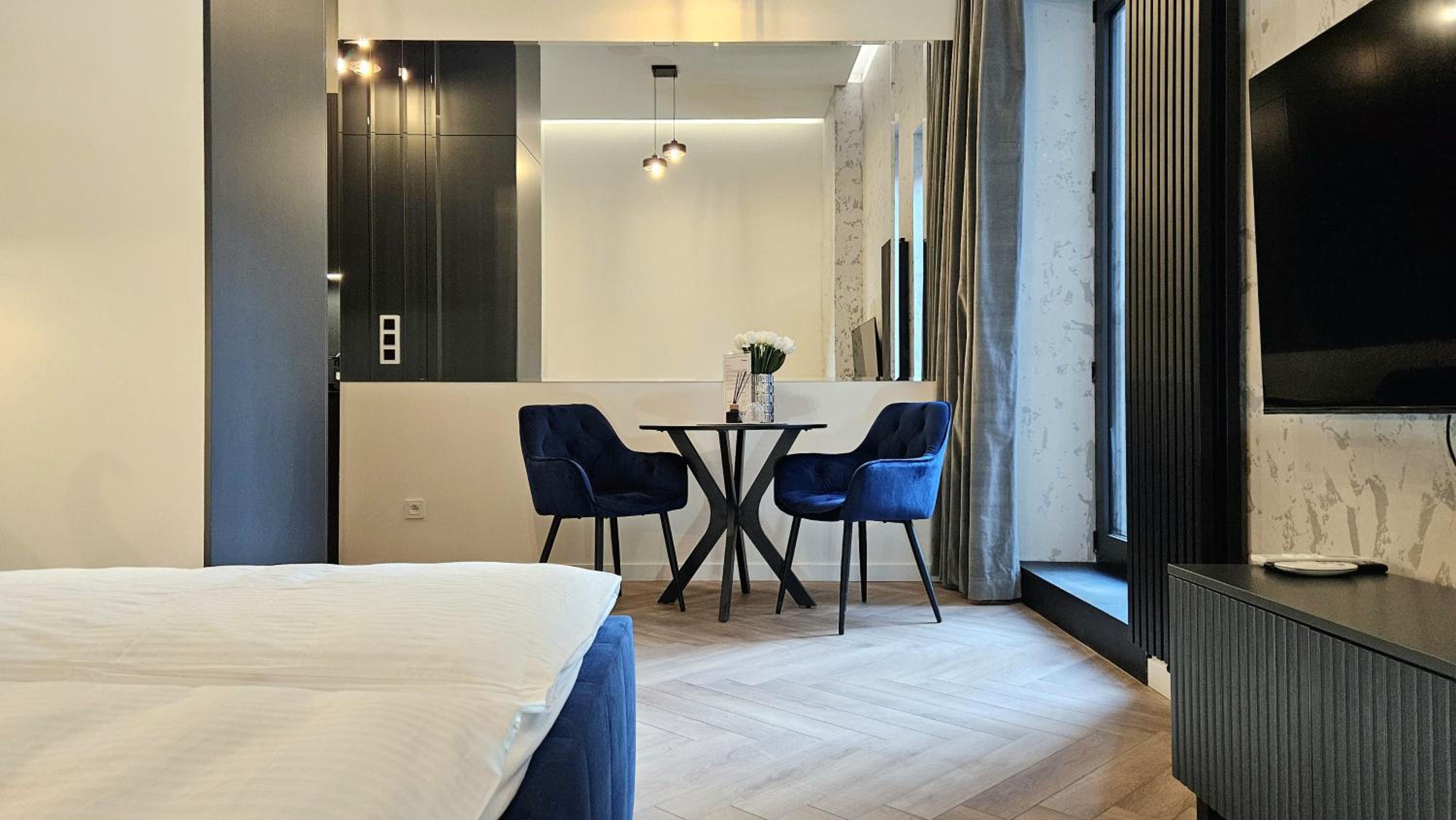 Roosevelta Residence Apartments - przy OFF Piotrkowska, FV - Klimatyzacja - WiFi, Orientarium, Atlas Arena, HopaLupa, Aquapark Fala, EC1
