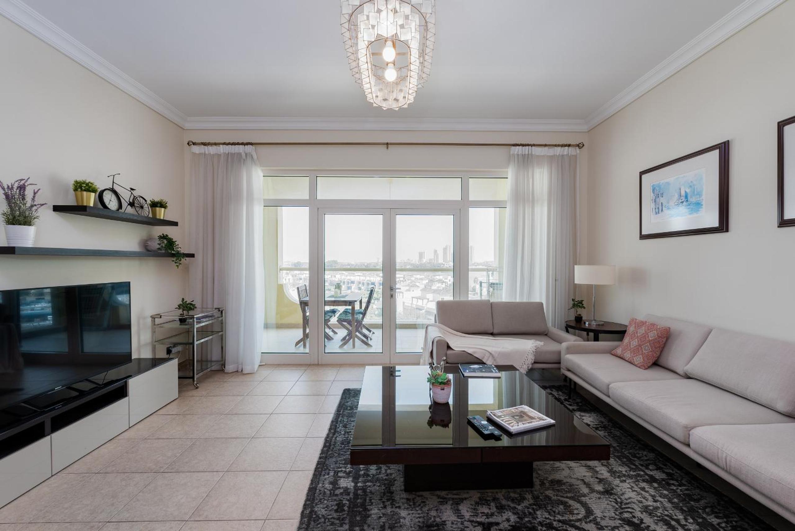 Shoreline 7, Palm Jumeirah - Mint Stay