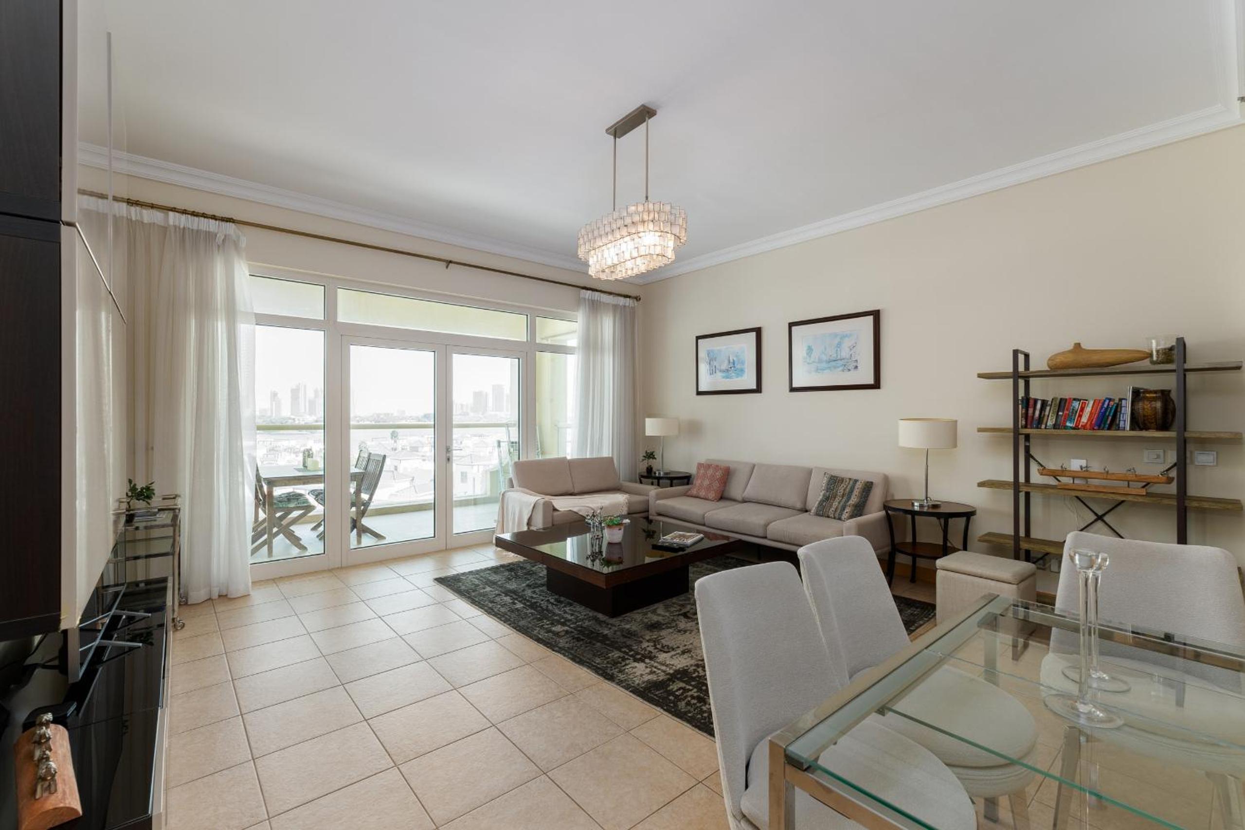 Shoreline 7, Palm Jumeirah - Mint Stay