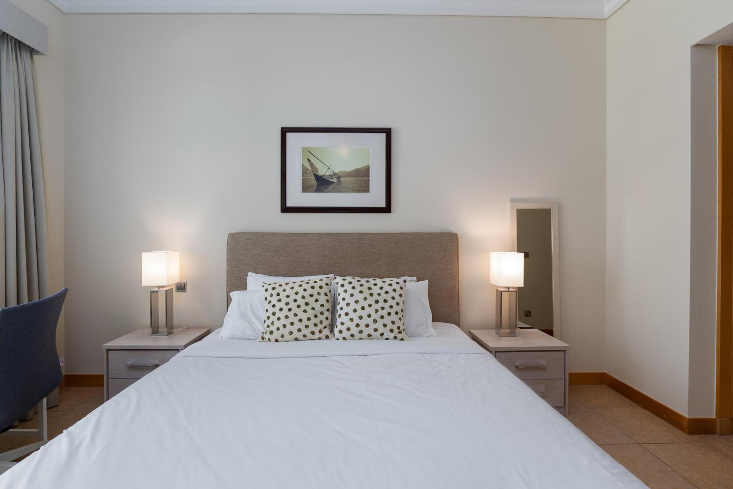 Shoreline 7, Palm Jumeirah - Mint Stay