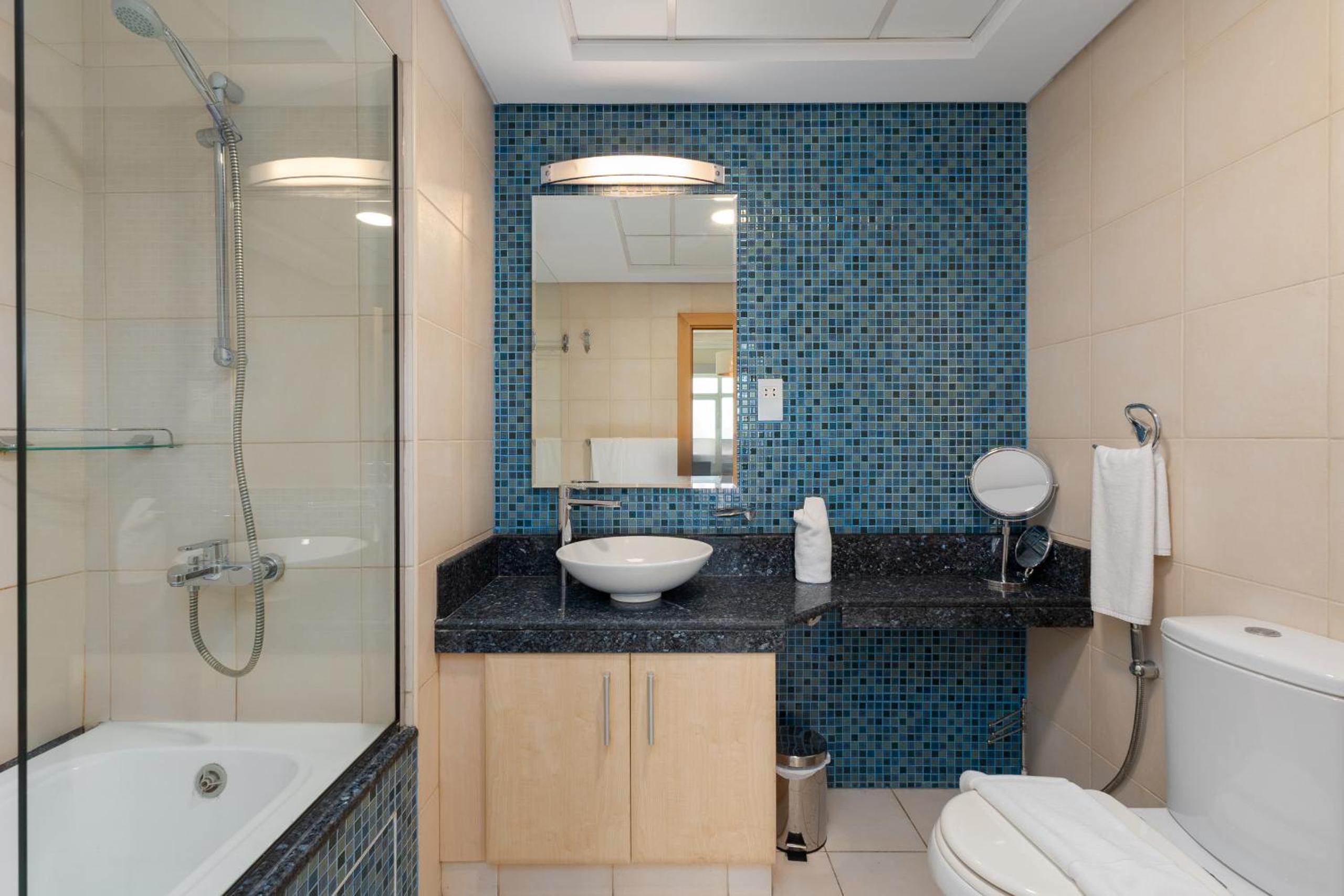 Shoreline 7, Palm Jumeirah - Mint Stay