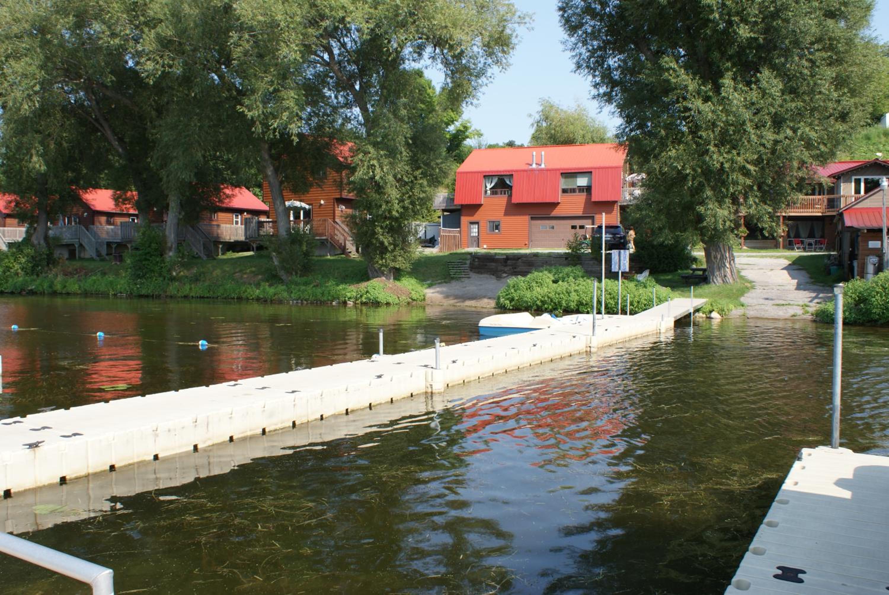 Sandy Shore Cottages Luxury Resort on Rice Lake
