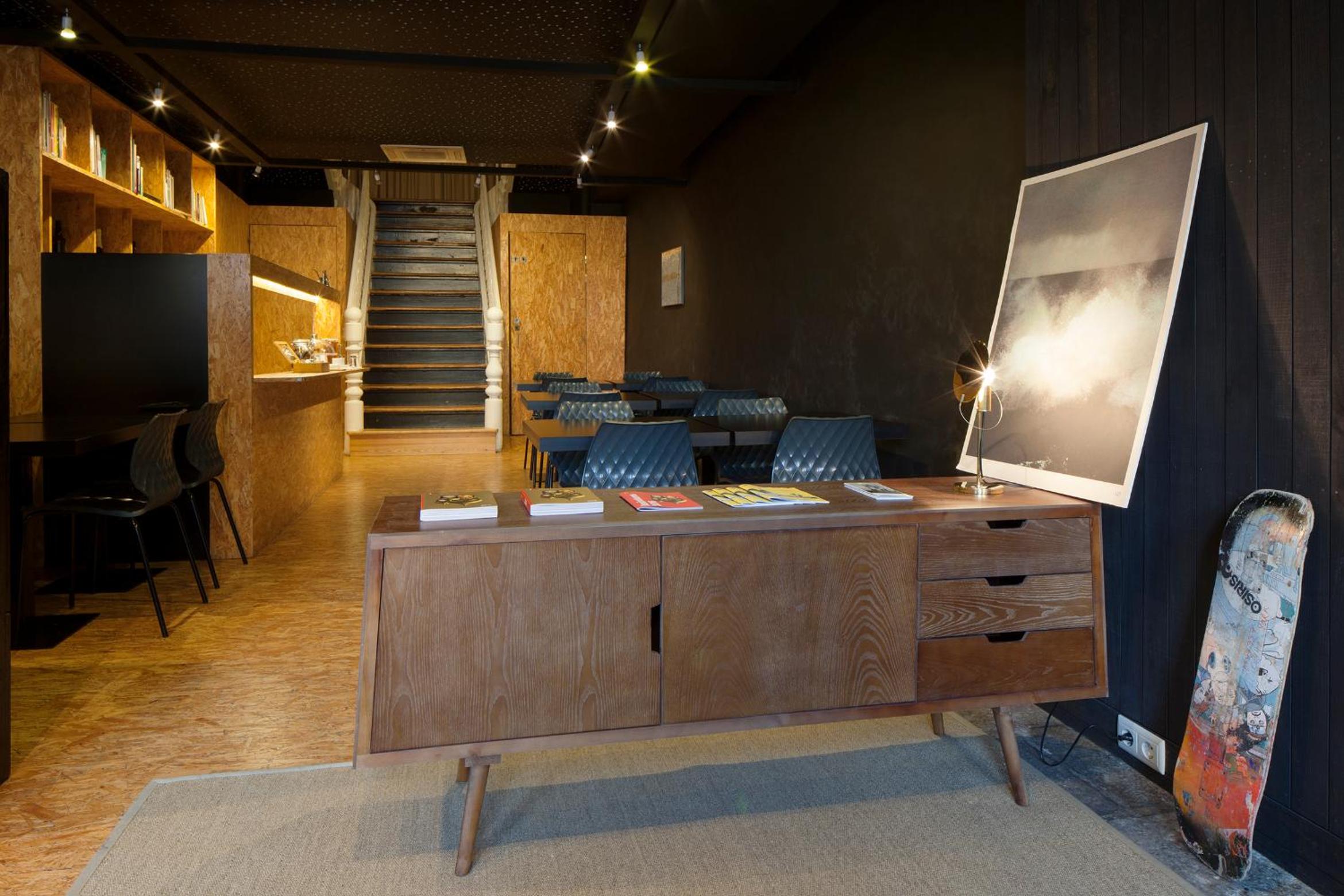 Cale Guest House