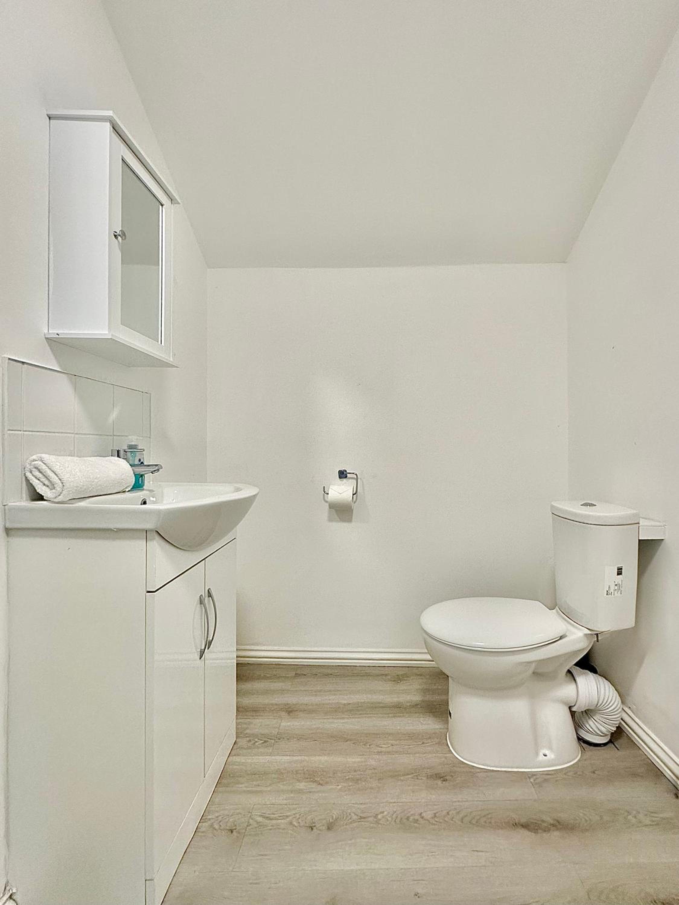 Flat C Garratt Lane