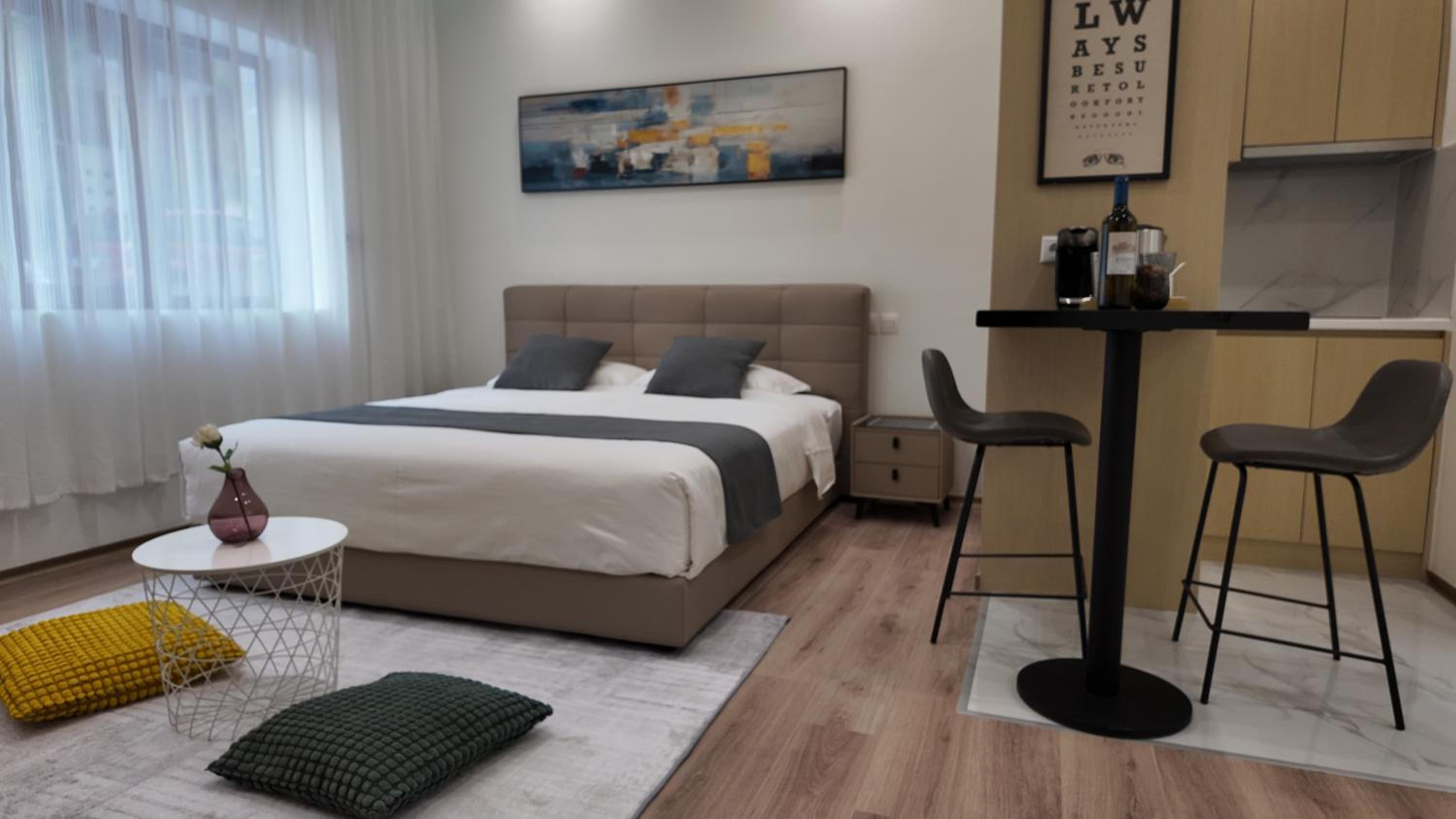CC LUX Suites in Piraeus Port
