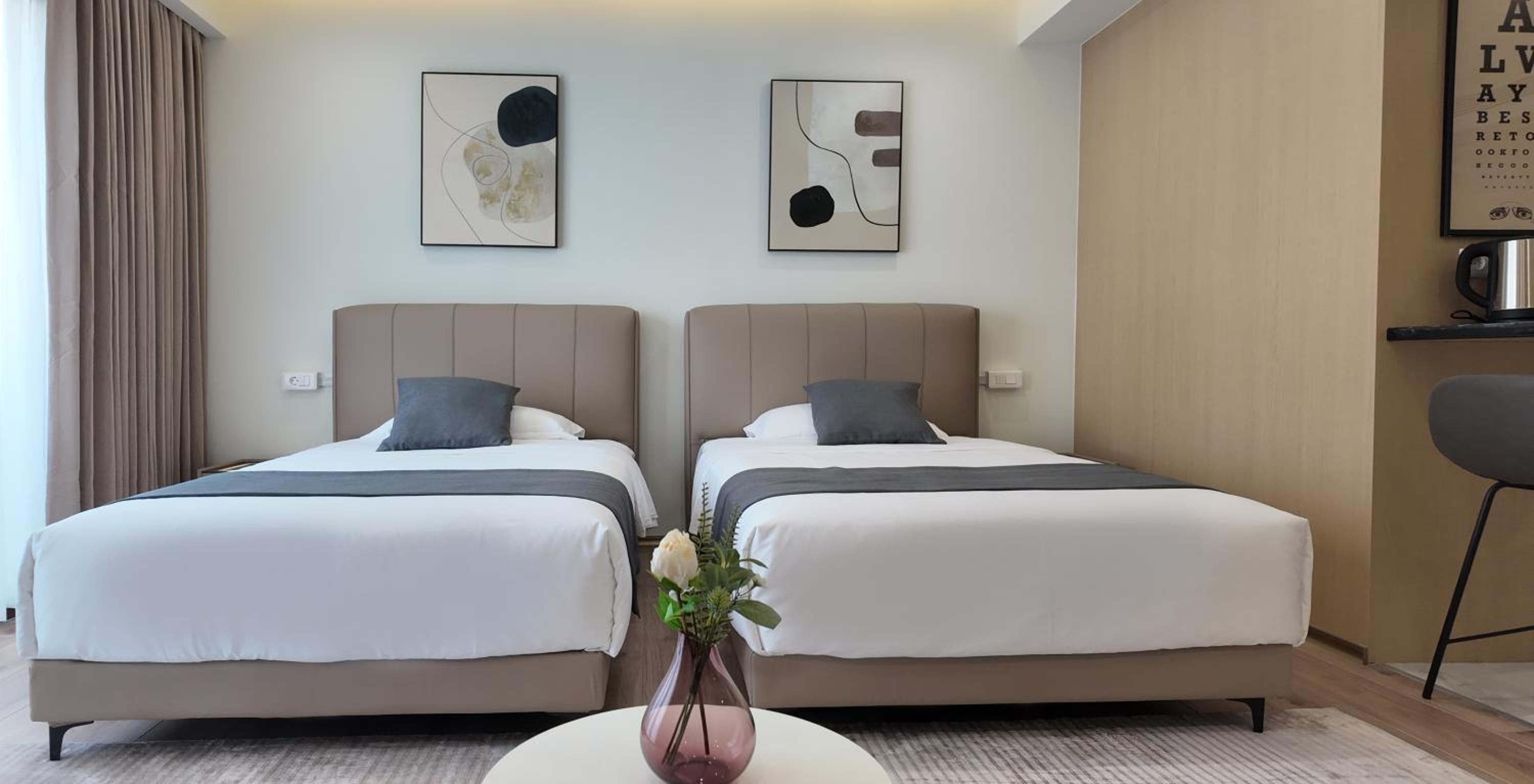 CC LUX Suites in Piraeus Port