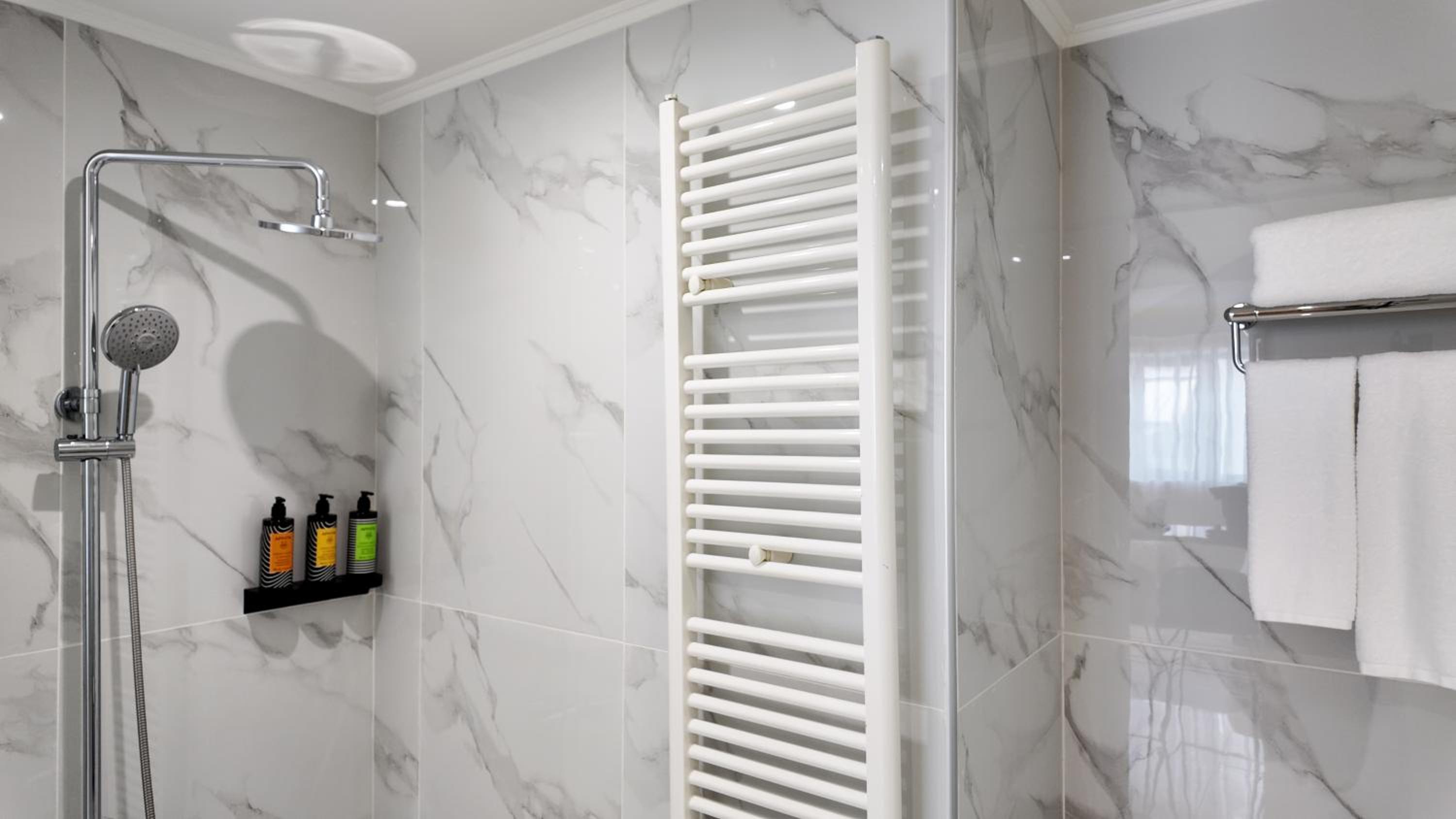 CC LUX Suites in Piraeus Port