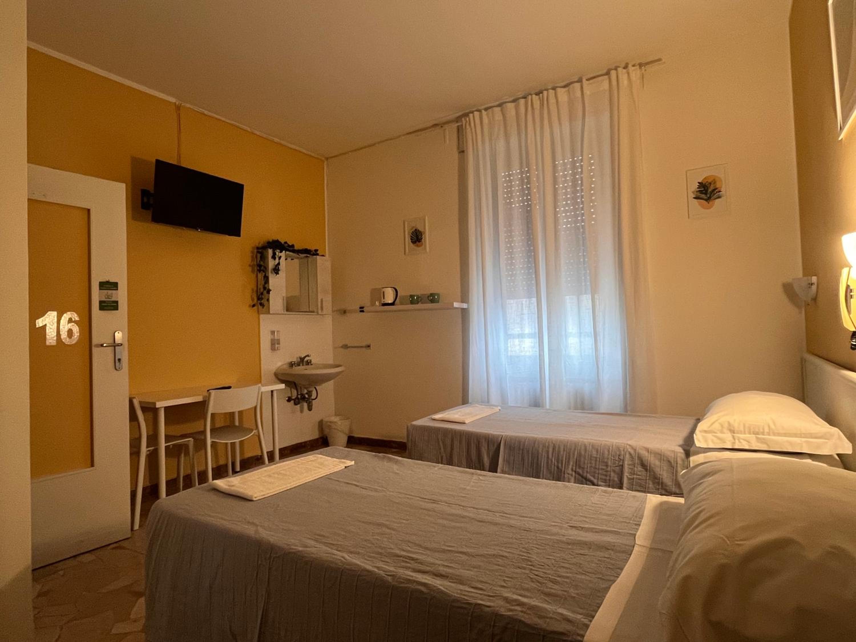 Hotel Parini view 3