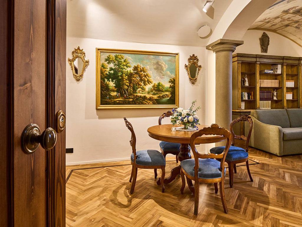 Duomo Luxury Florence Apartment