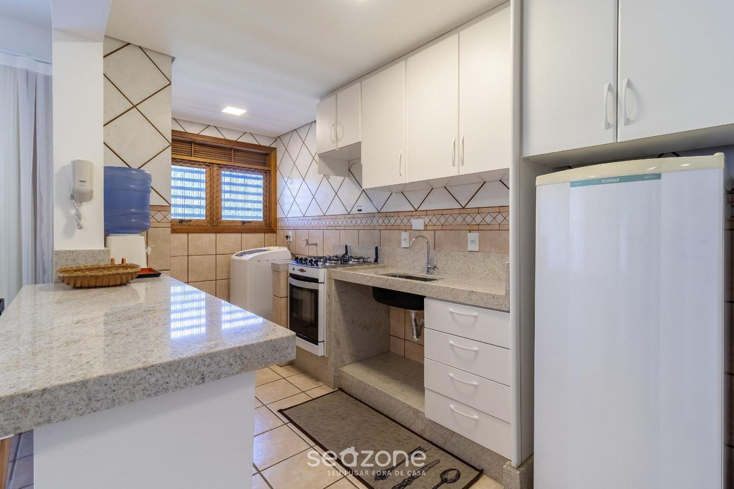 Charm and comfort 450m from the beach! CMH0202