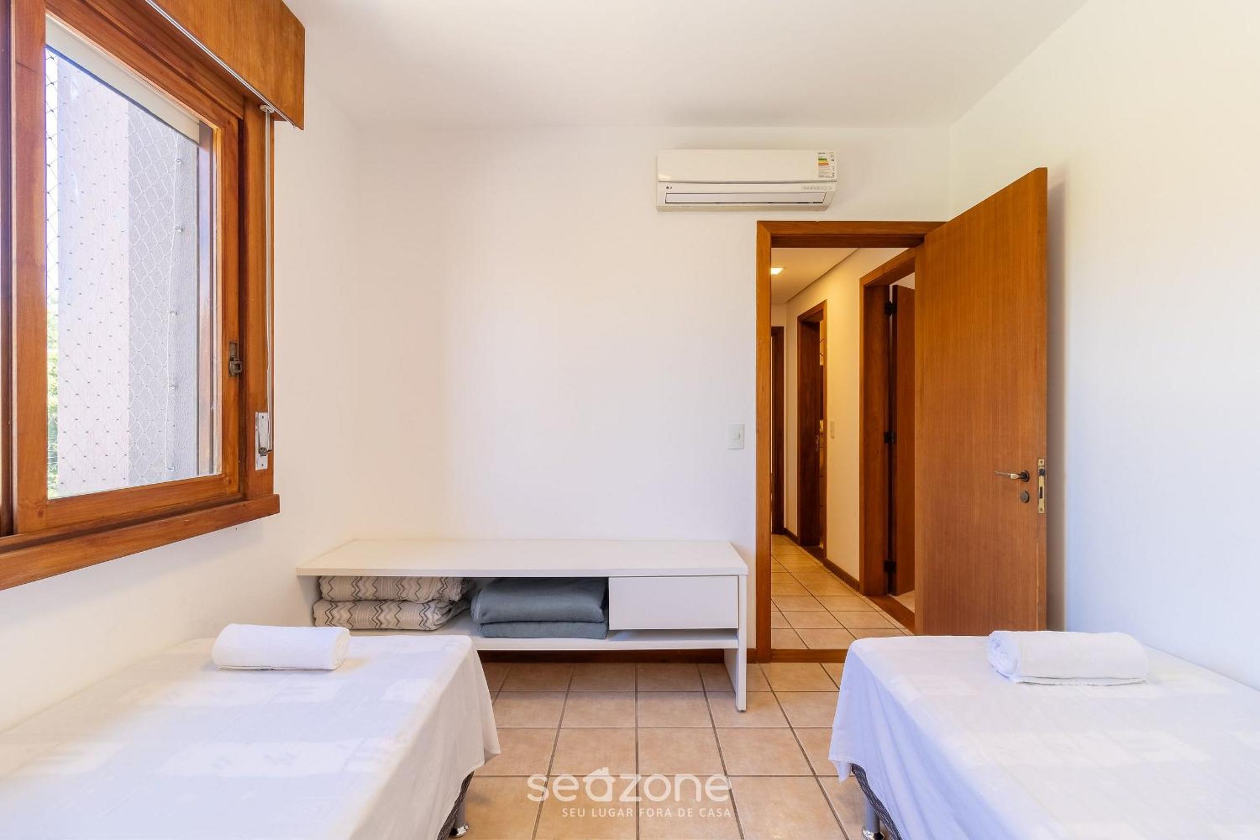 Charm and comfort 450m from the beach! CMH0202