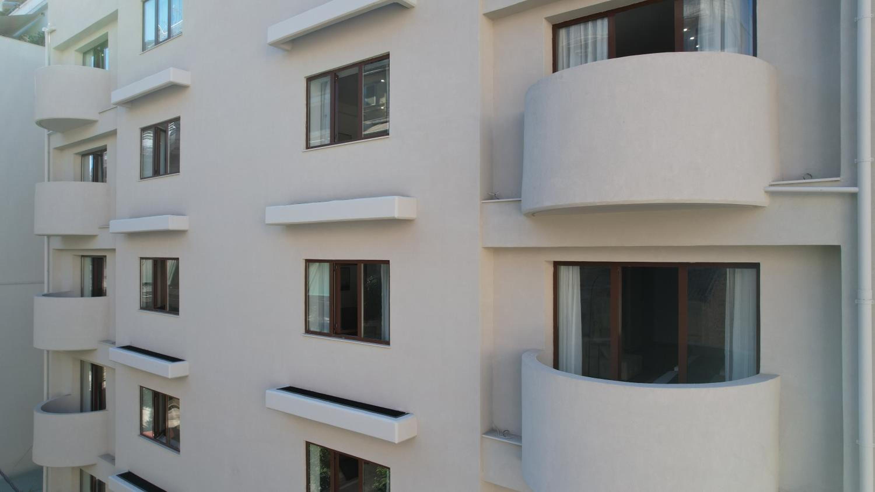 CC LUX Suites in Piraeus Port