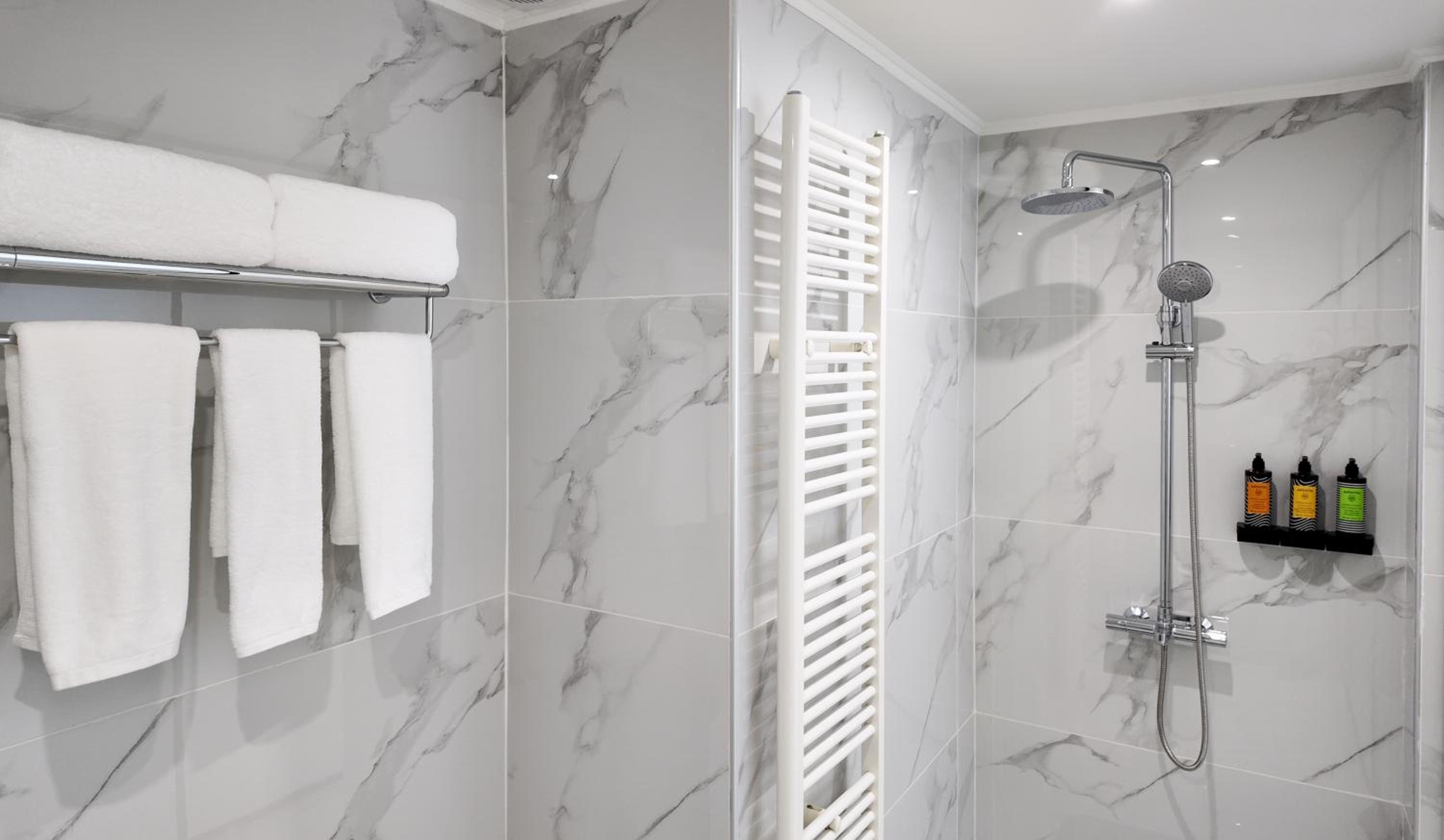 CC LUX Suites in Piraeus Port