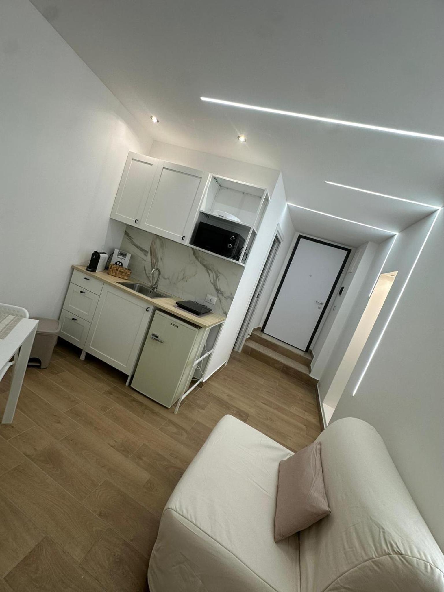 Glamour home