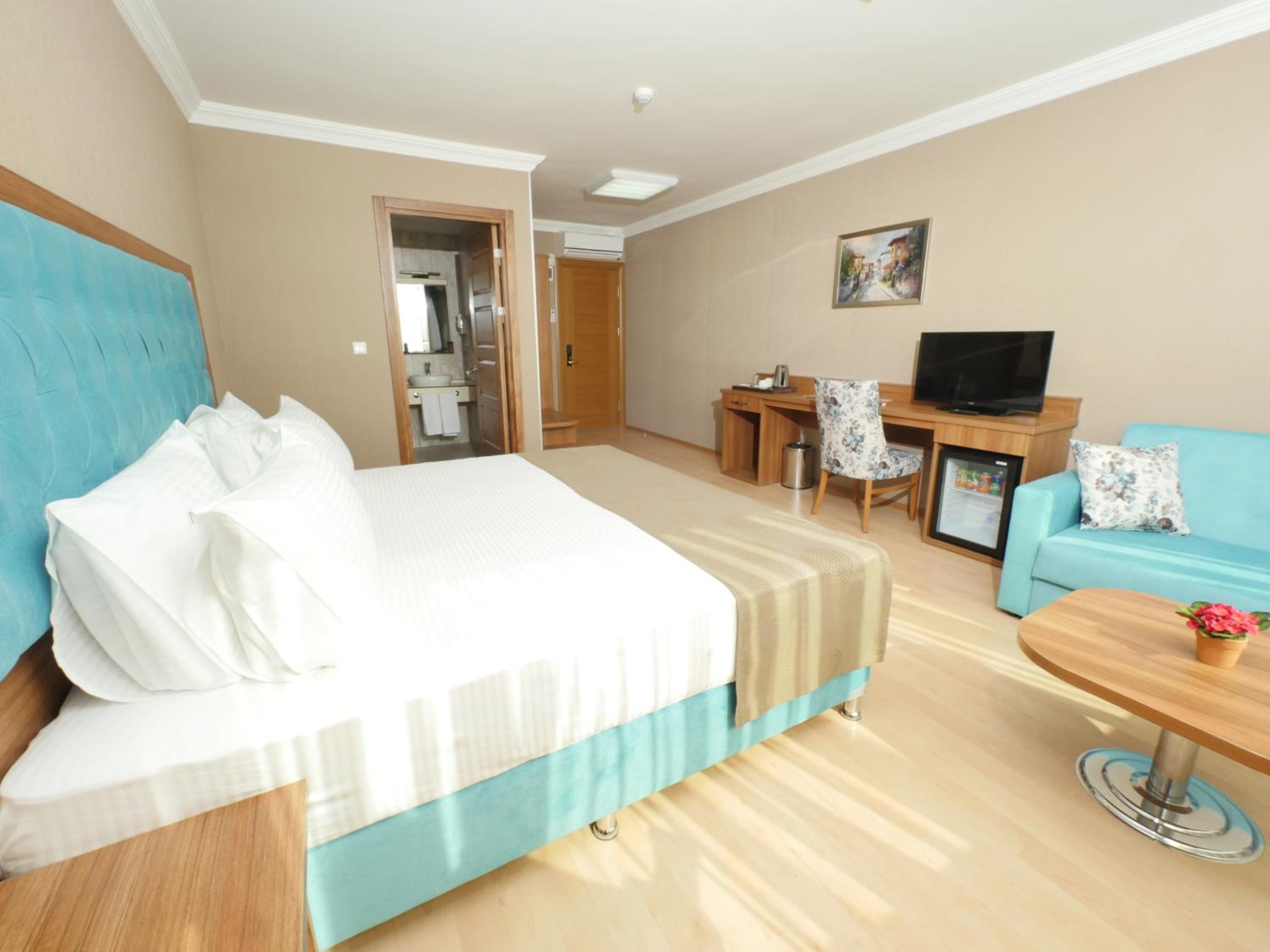 Golden Lounge Otel - Image 39