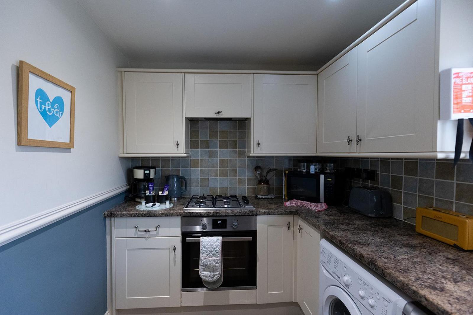 WOOL COTTAGE - Cosy Cottage Retreat with Log Fire & Tranquillity in Shilbottle