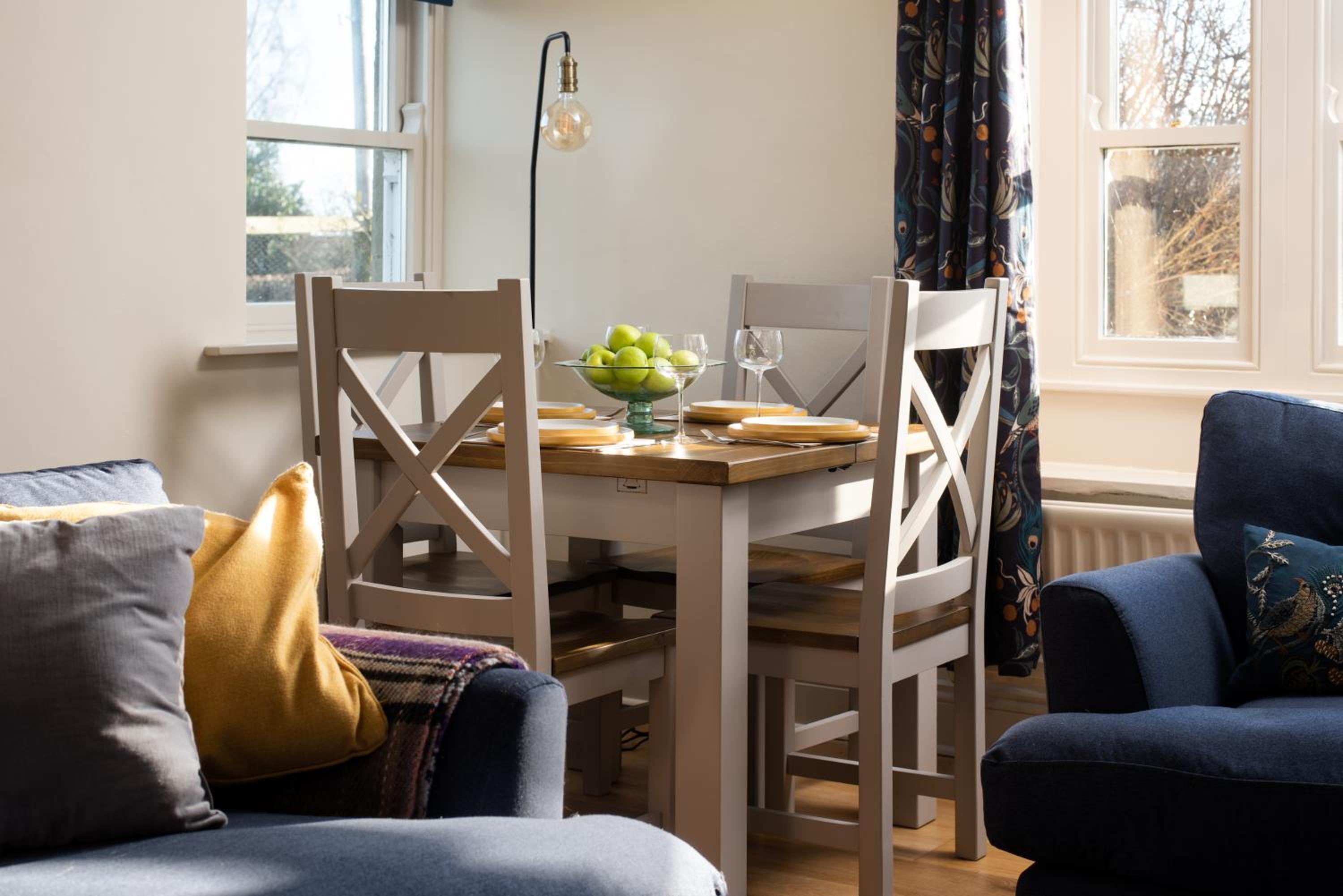 WOOL COTTAGE - Cosy Cottage Retreat with Log Fire & Tranquillity in Shilbottle