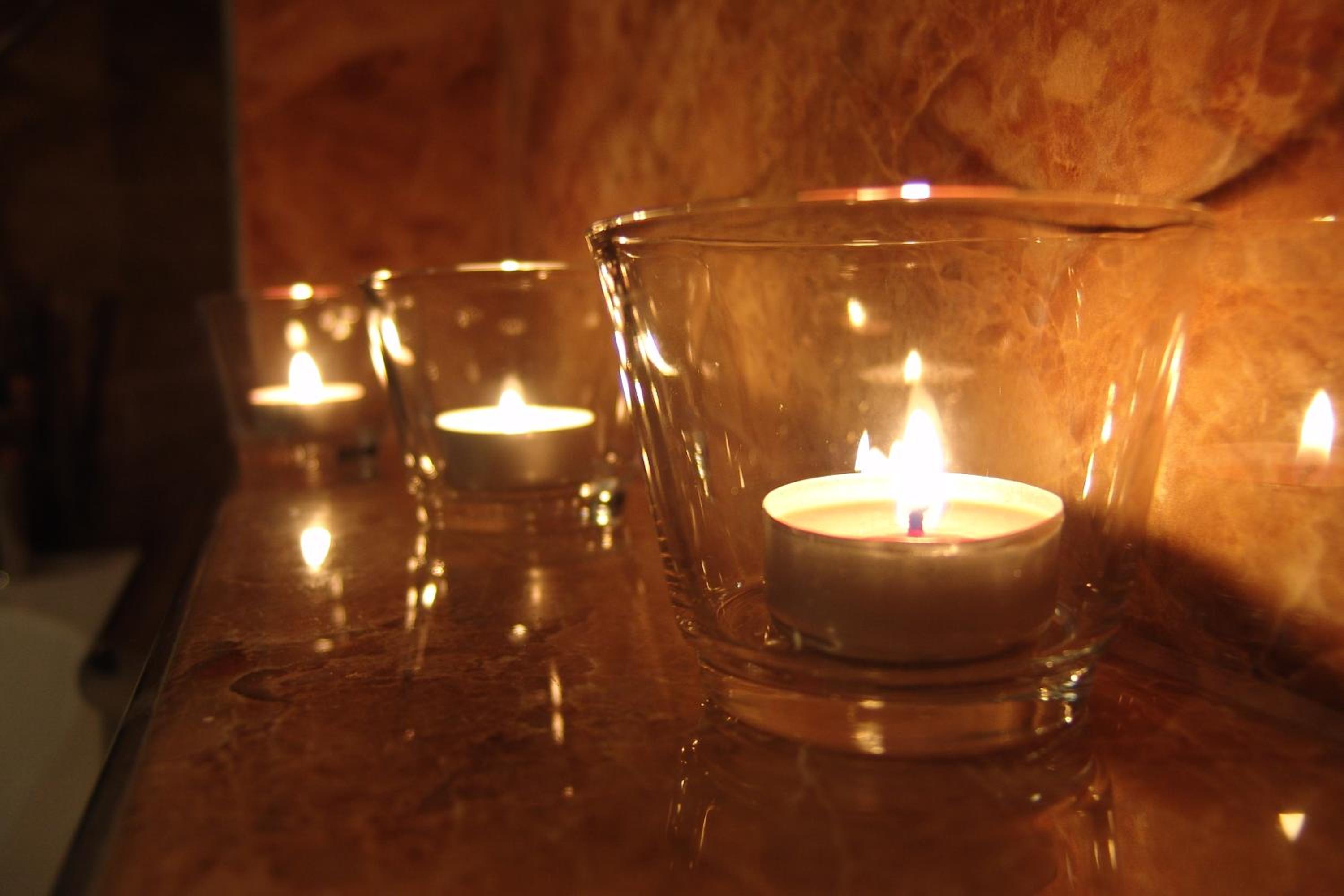 Hotel Romantic Centrum Apartman - Image 1