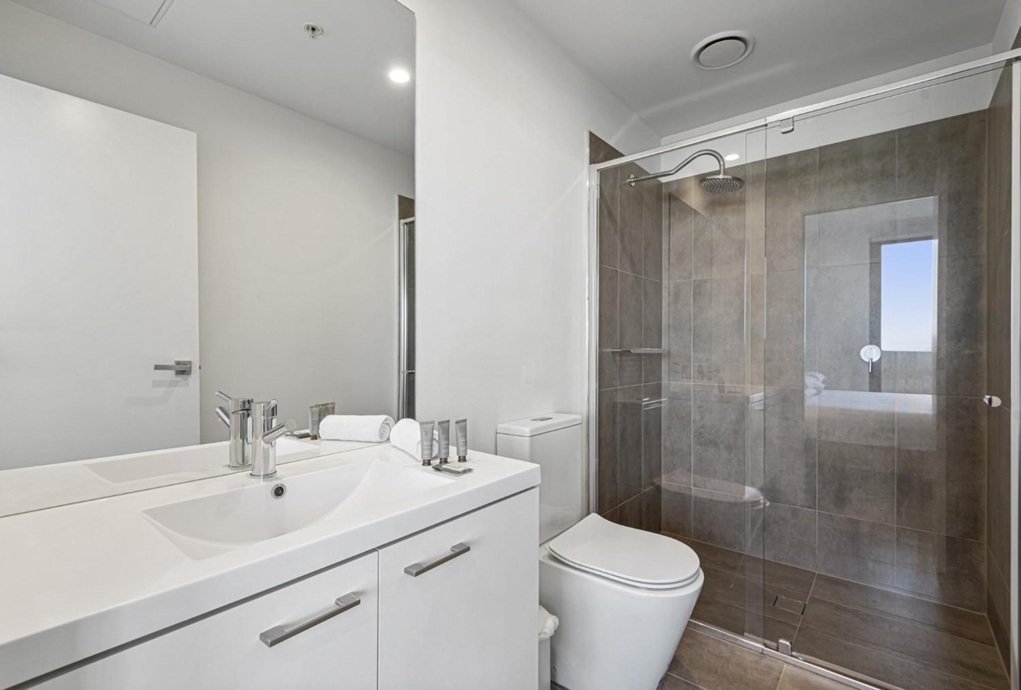 Bright City-View Retreat in the Heart of Preston