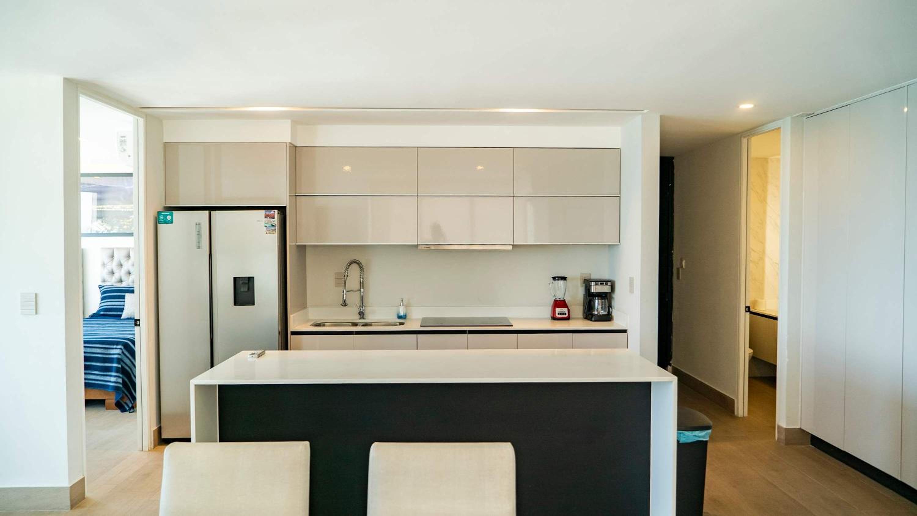 Apartment on the Malecon 2 BR Ocean View