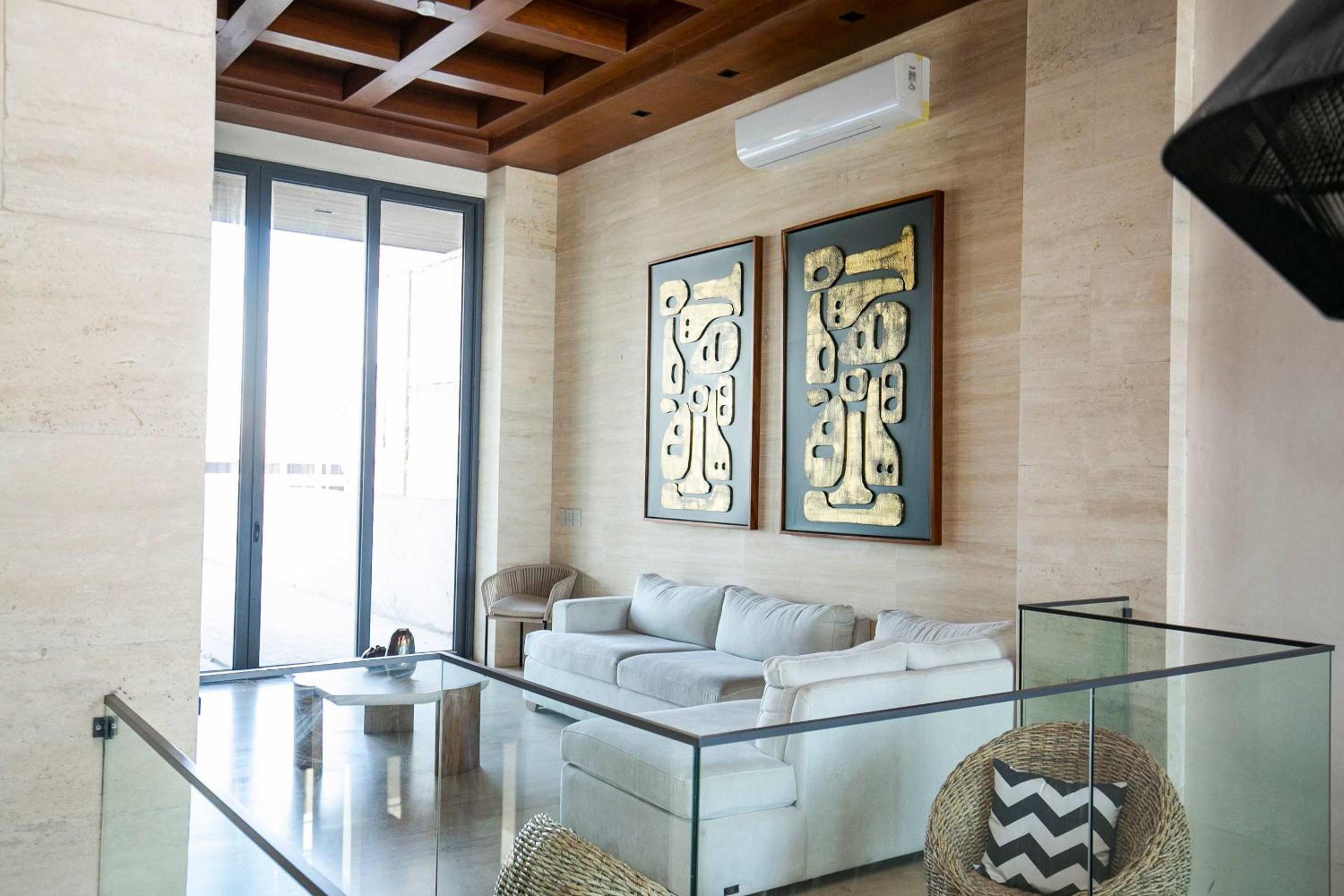 Apartment on the Malecon 2 BR Ocean View