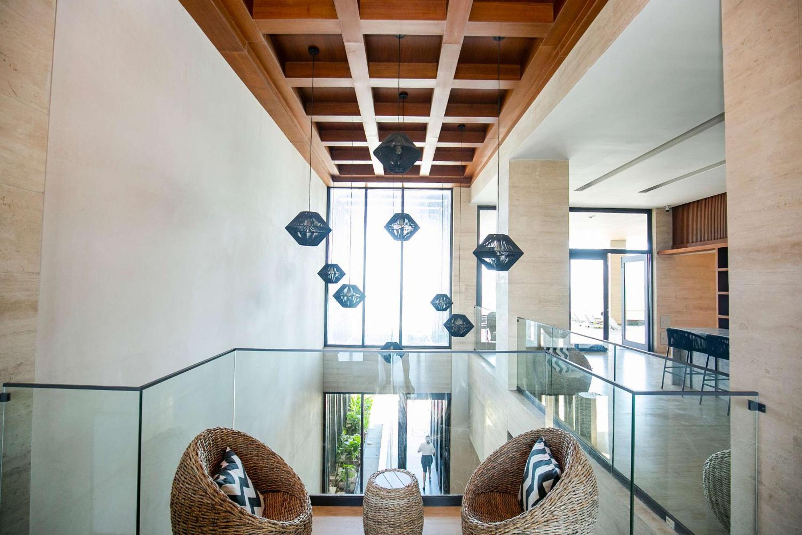 Apartment on the Malecon 2 BR Ocean View