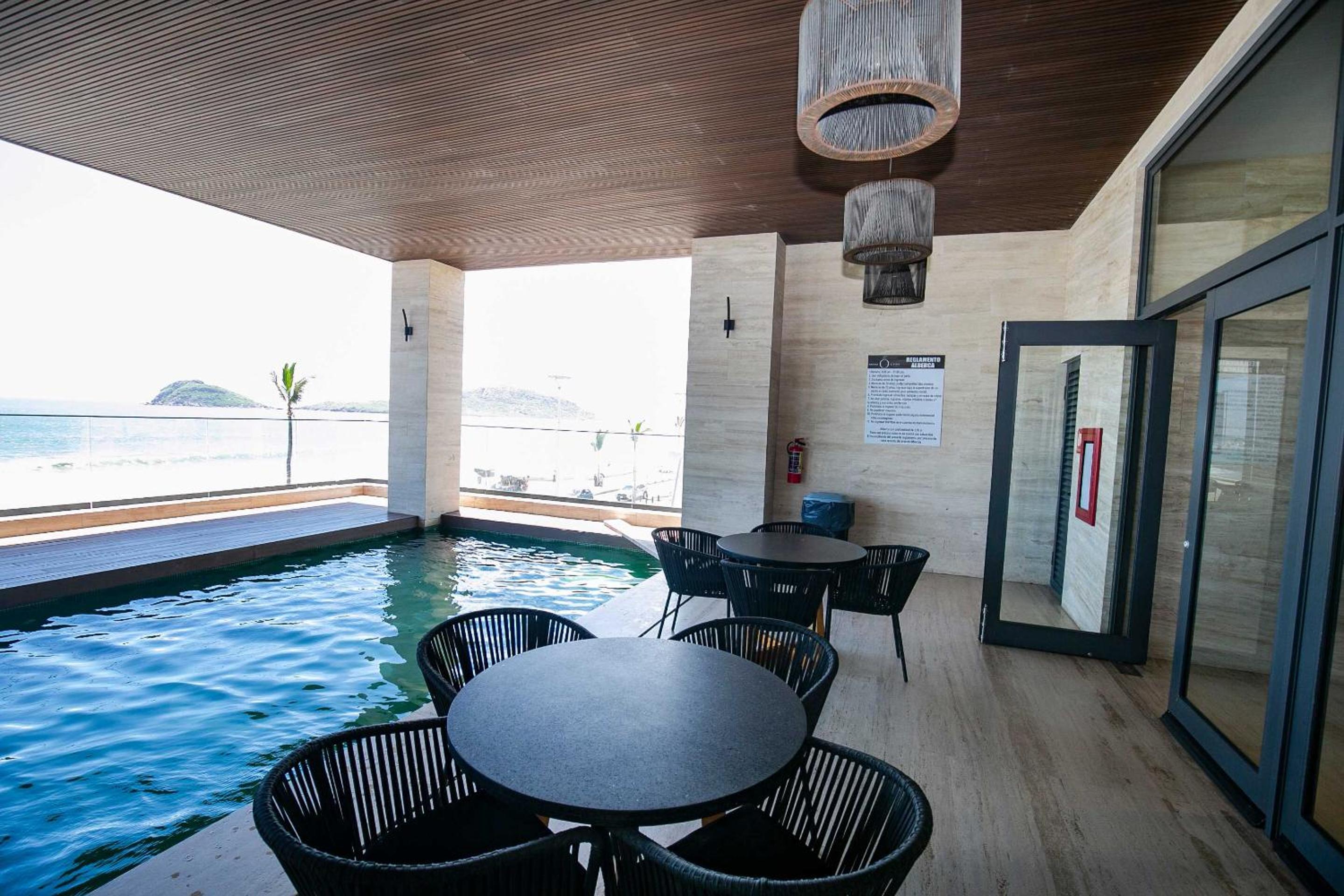 Apartment on the Malecon 2 BR Ocean View