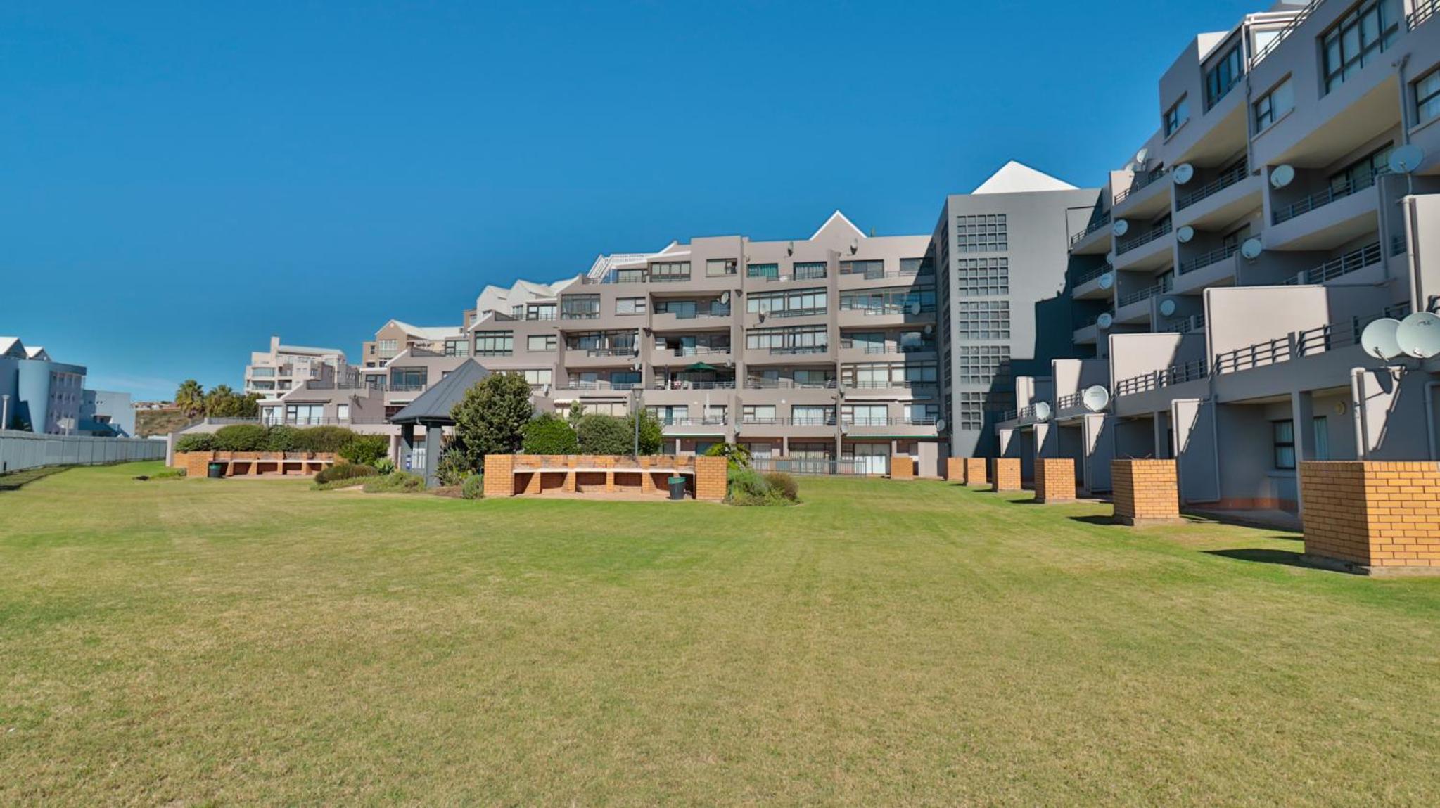 De Valle, Diaz Beach, Mosselbay