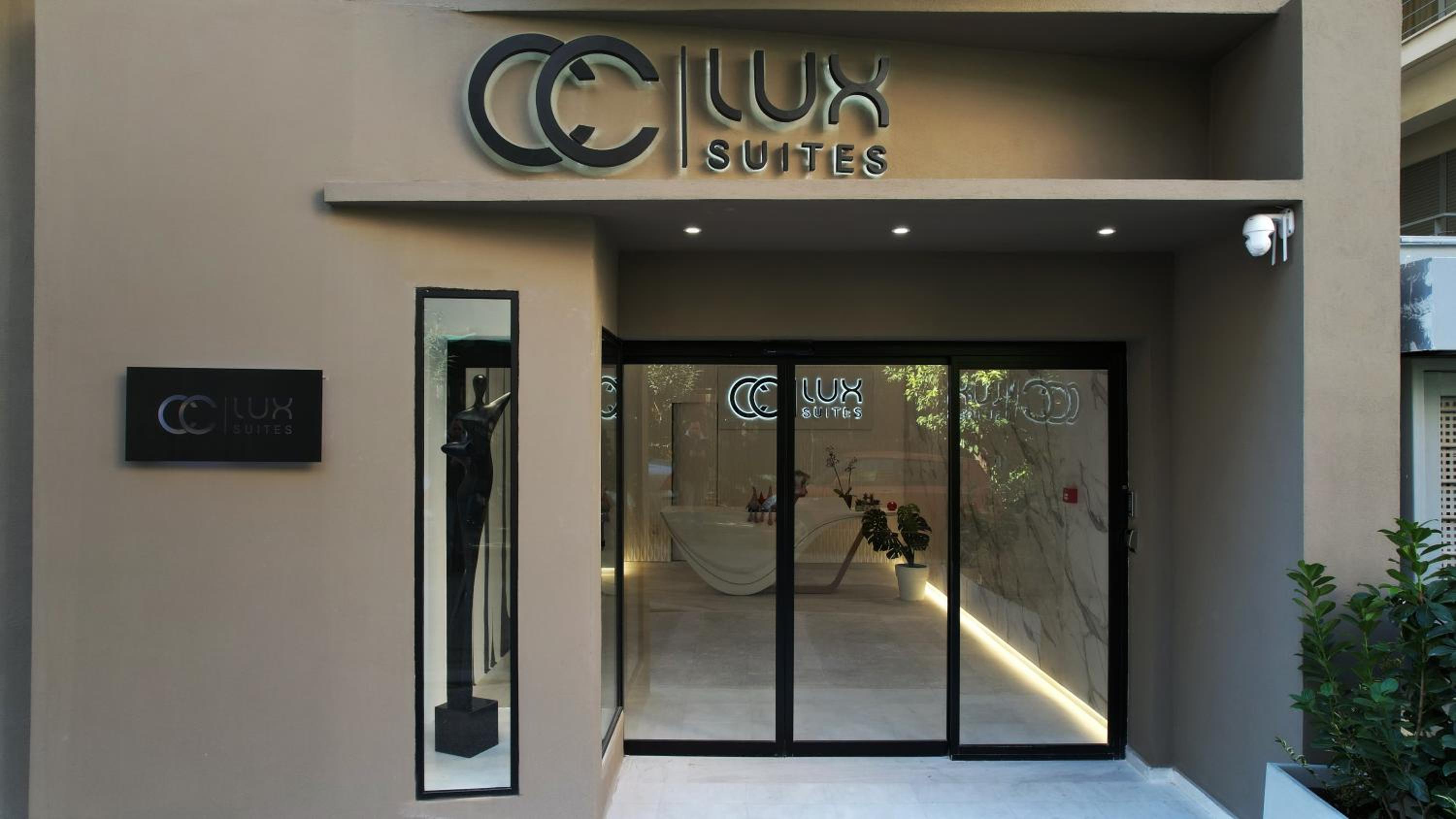 CC LUX Suites in Piraeus Port