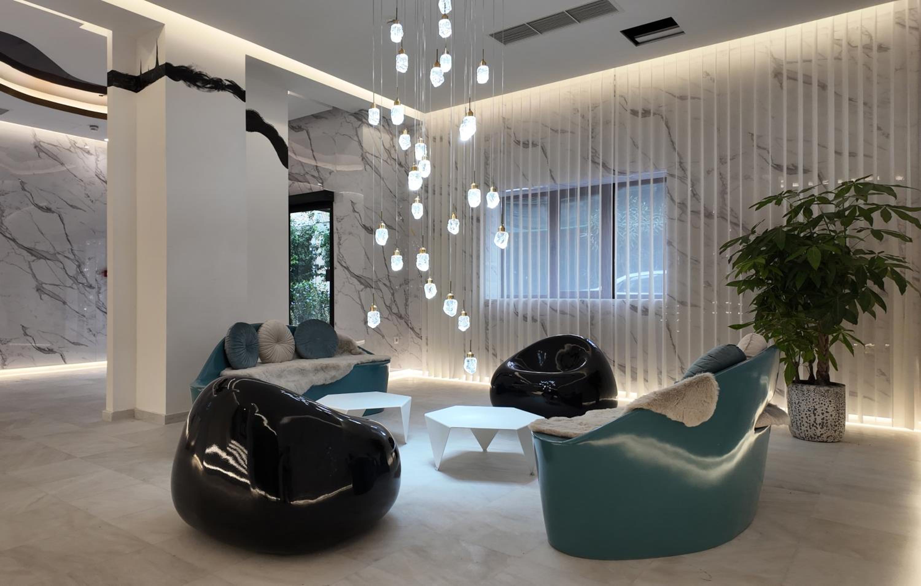 CC LUX Suites in Piraeus Port